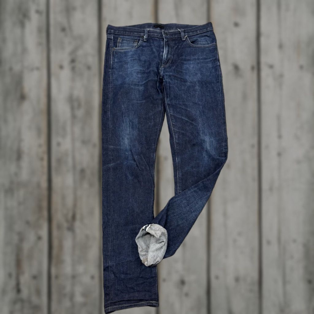UNIQLO Jeans Slim Fit Denim Dark Wash 34x34 Stretch Red Selvedge Detail Mens Regular Slim Fit 5 Pocket Jeans