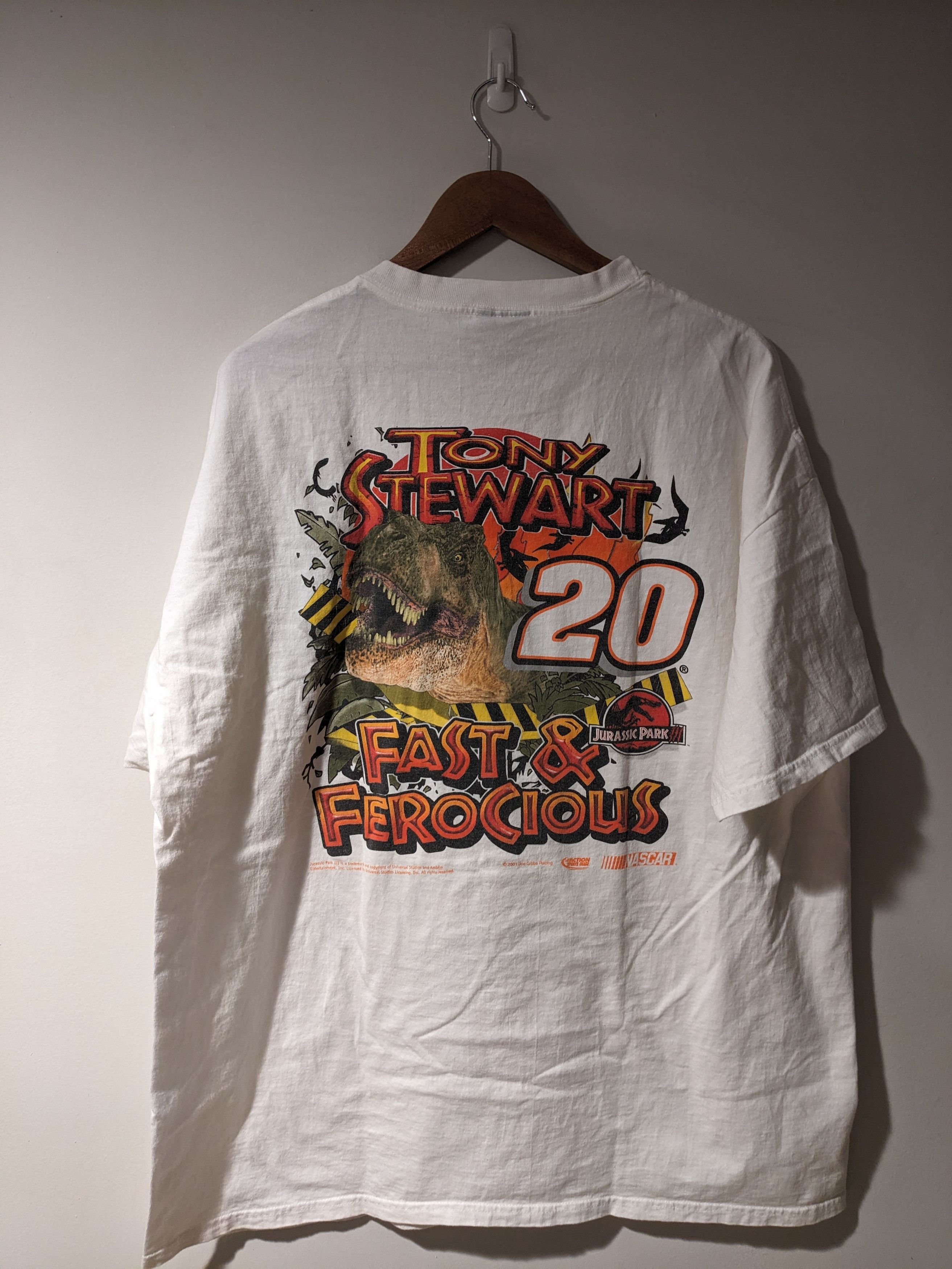 Chase Authentics × NASCAR × Vintage Vintage 2001 Tony Stewart Jurassic Park Nascar Chase T-Shirt Size US XL / EU 56 / 4 - 5 Thumbnail