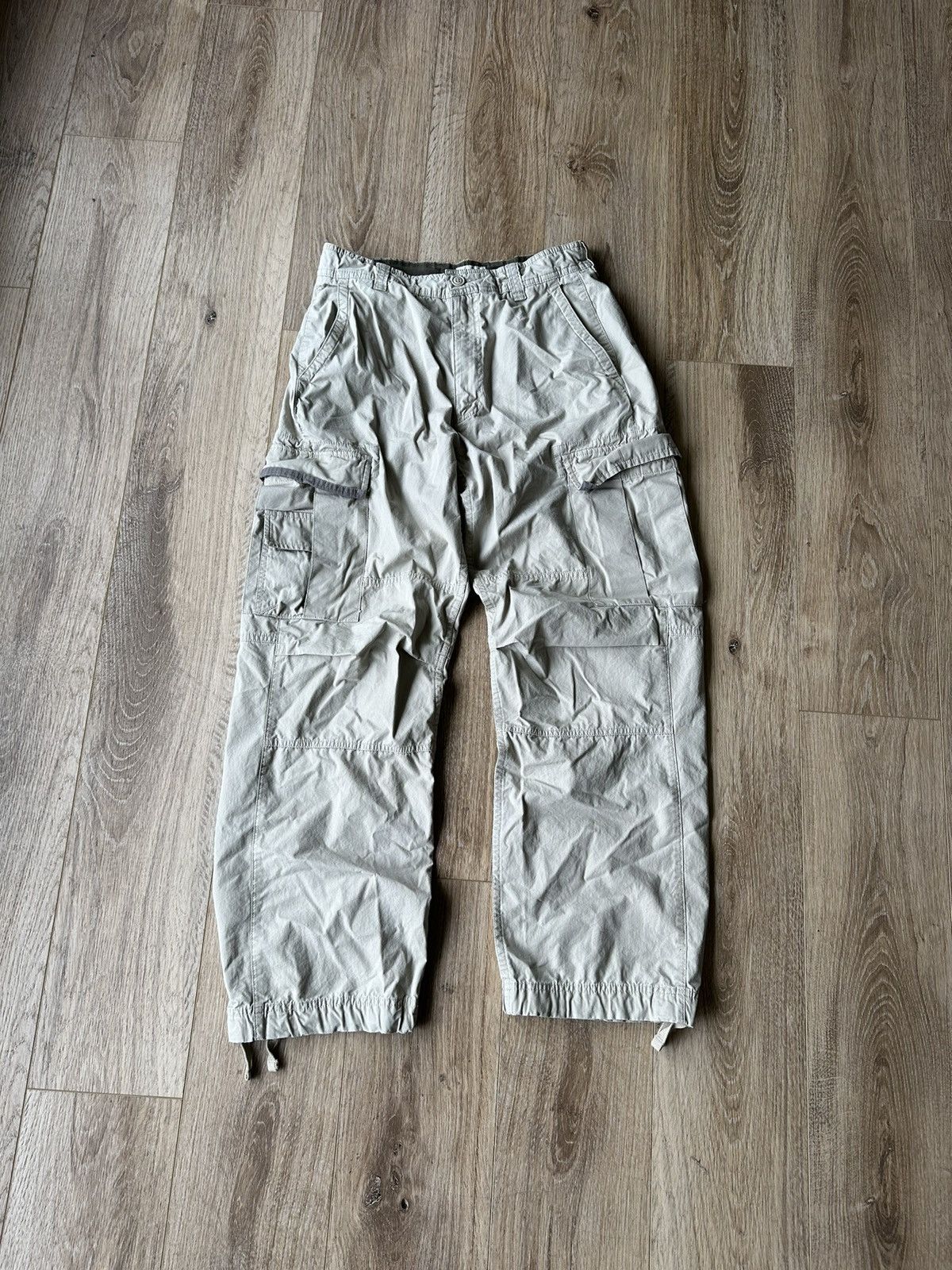 Gap Vintage Gap Wide Leg Cargo Pants Beige Cotton Size US 32 / EU 48 - 1 Thumbnail