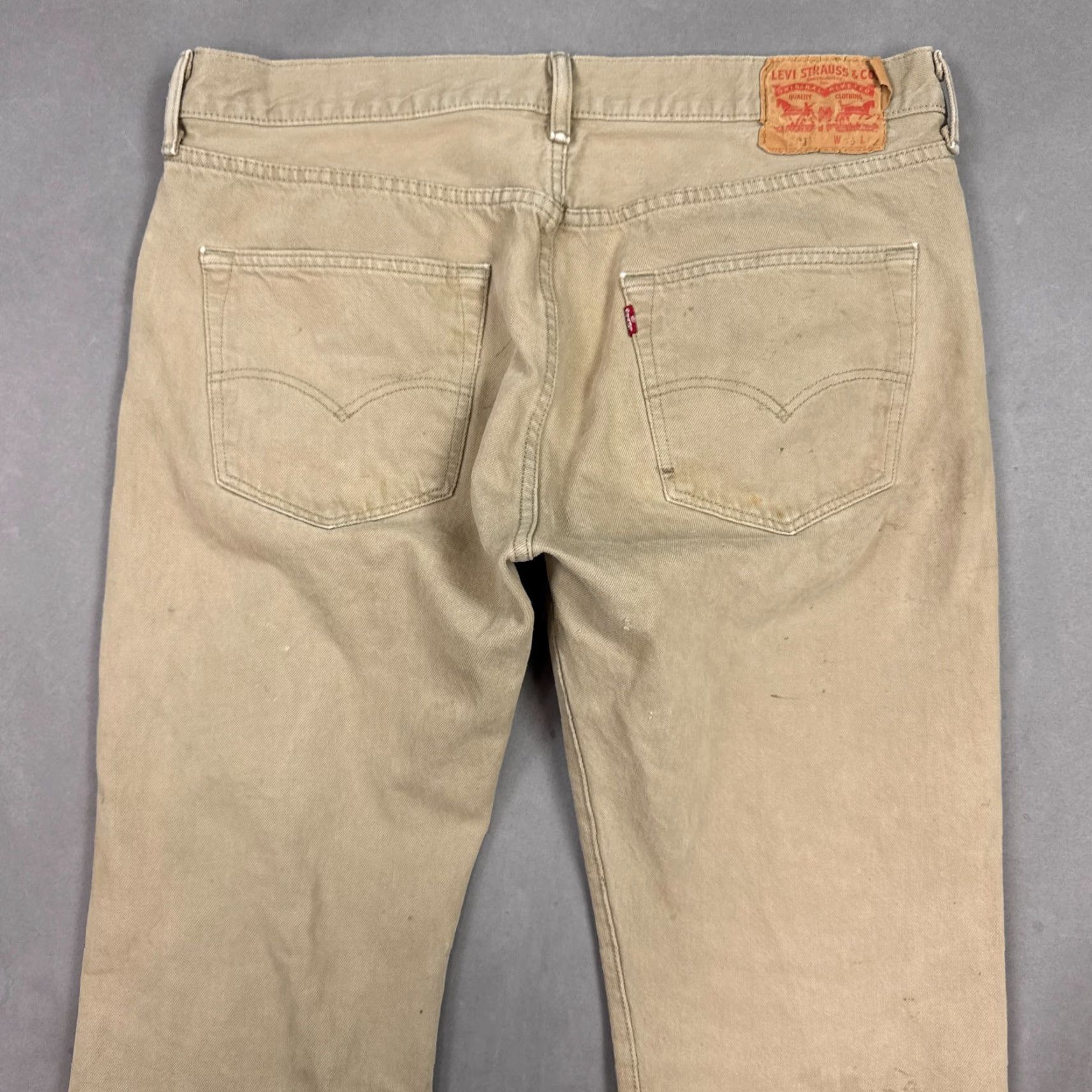 Levi's VINTAGE Levi's 501 Jeans 36x32 Beige Denim Button Fly Thrashed Workwear Distressed Stains Mens Pants 5-Pocket Denim Jeans Regular Fit Cotton Size US 36 / EU 52 - 5 Thumbnail