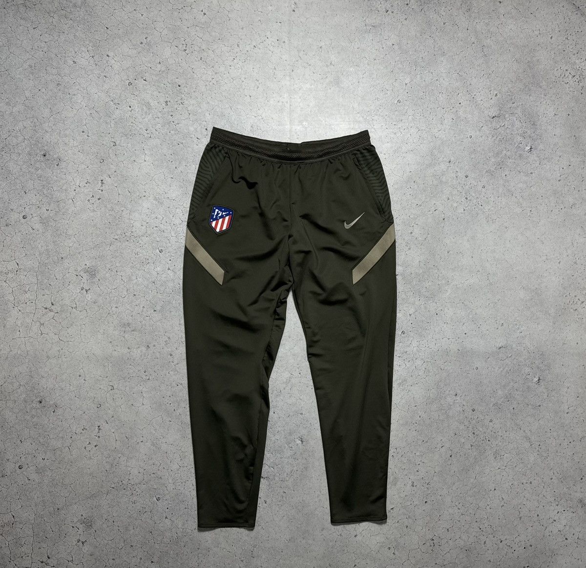 Nike Nike FC Atletico Madrid Vintage Football Soccer Pants Size US 36 / EU 52 - 1 Thumbnail