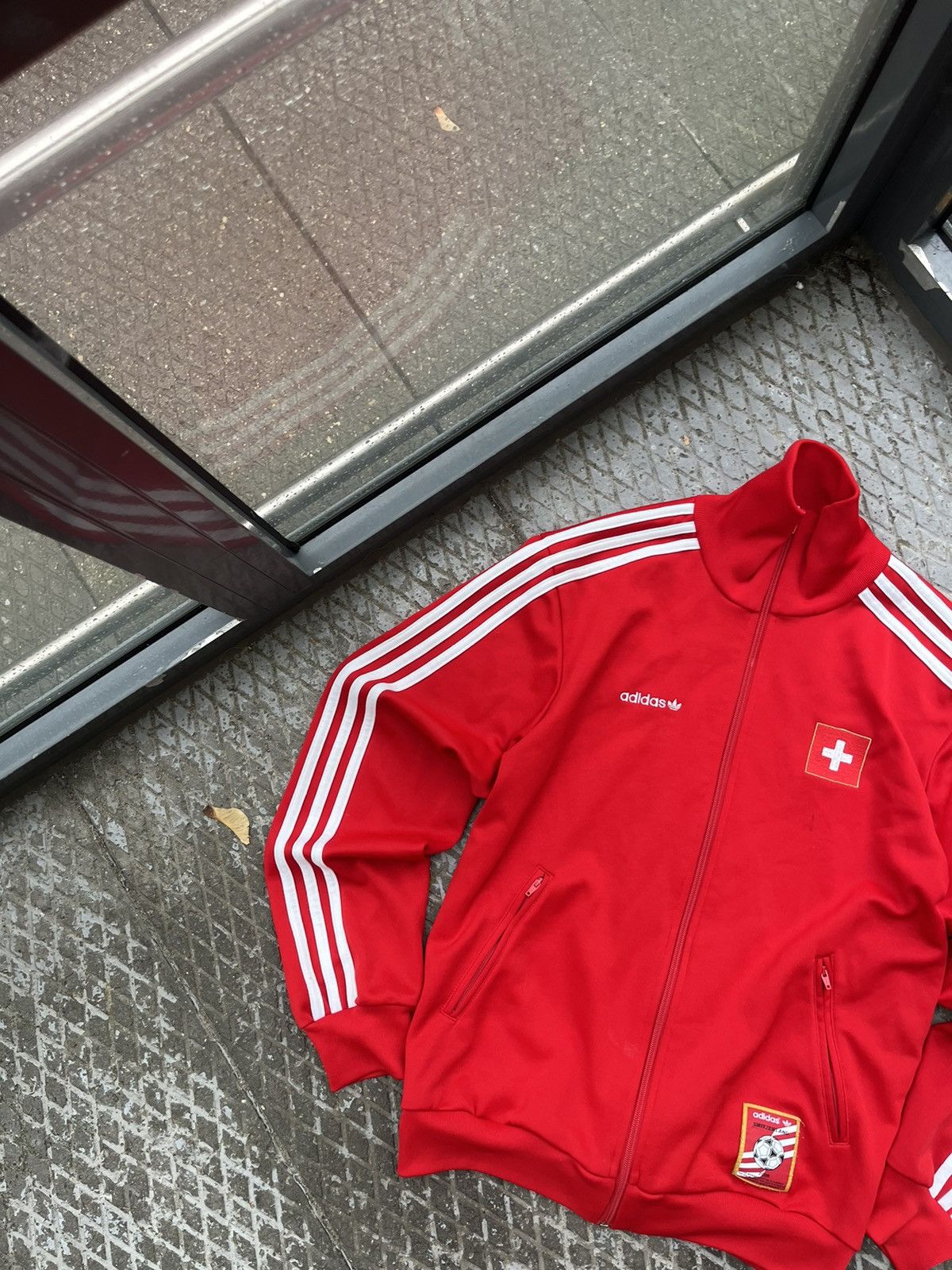 Adidas Jacket Adidas Switzerland 2008 vintage mens rare Size US S / EU 44-46 / 1 - 2 Thumbnail