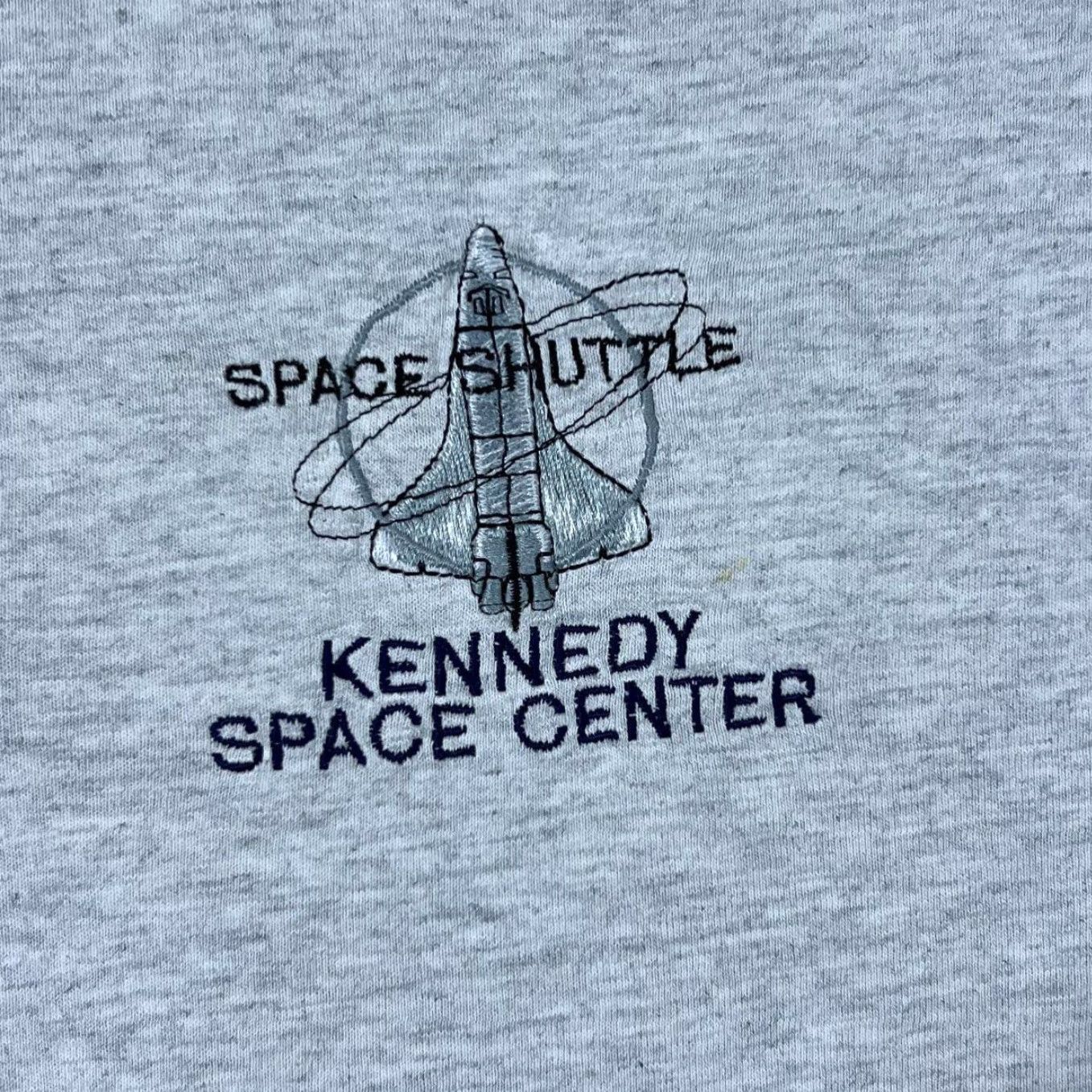 Anvil VINTAGE Anvil Kennedy Space Center “Space Shuttle” NASA Embroidered Polo Shirt Top Large Mens Grey Shirt Size US L / EU 52-54 / 3 - 3 Thumbnail