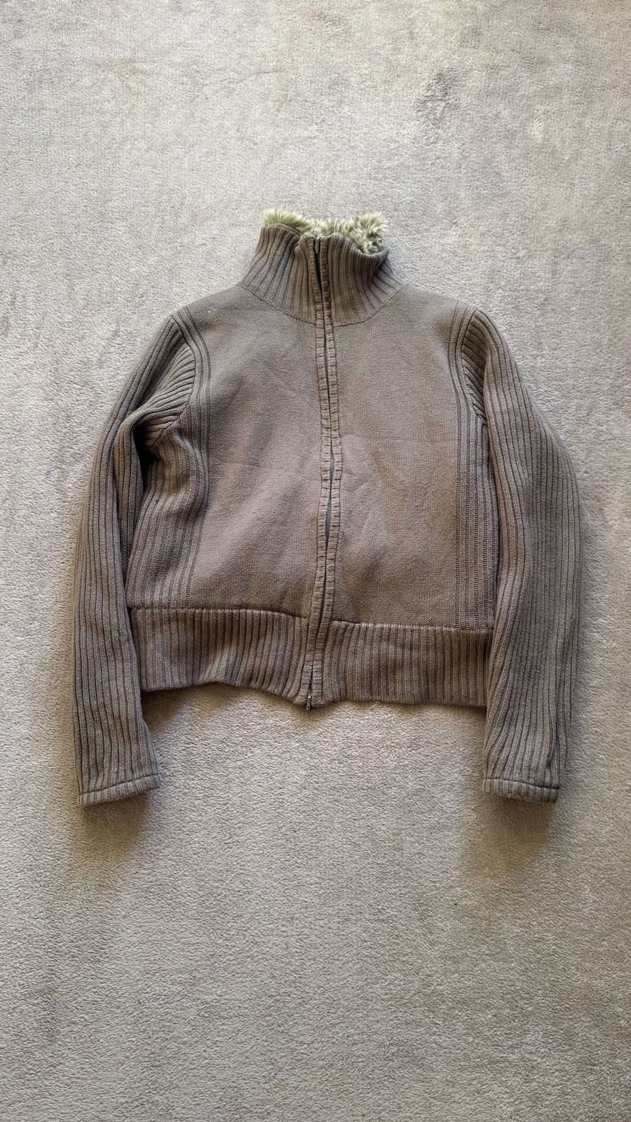 Japanese Brand Vintage Y2K Cable Knitted Faux Fur Zip Sweater lgb goa punk Size US S / EU 44-46 / 1 - 8 Thumbnail