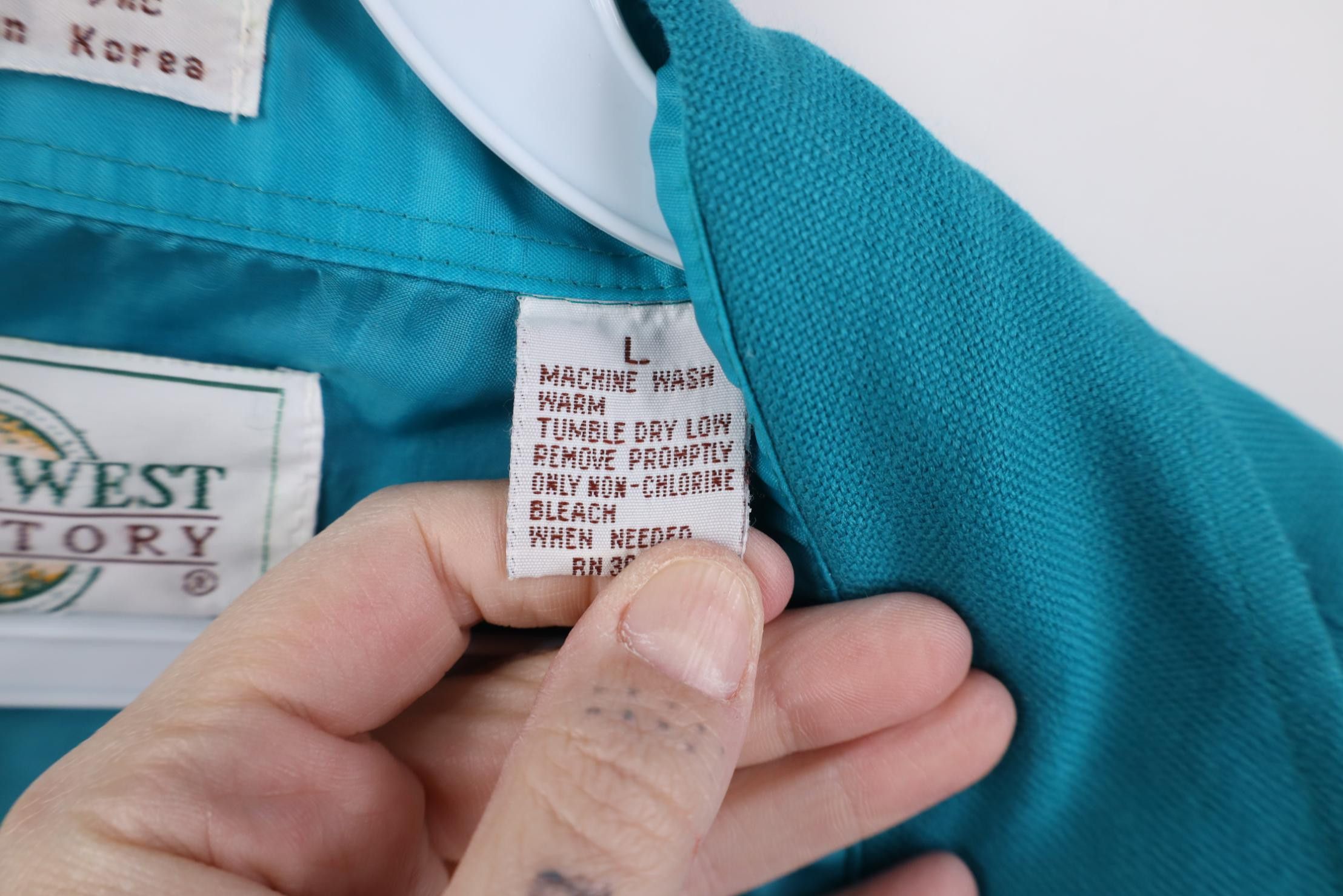 Vintage Vintage 70s 80s Streetwear Knit Double Pocket Button Shirt Size US L / EU 52-54 / 3 - 6 Thumbnail