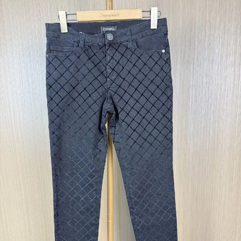 Chanel Chanel Black Cotton Denim Pants for Women 0089 Size 27" / US 4 / IT 40 - 1 Thumbnail