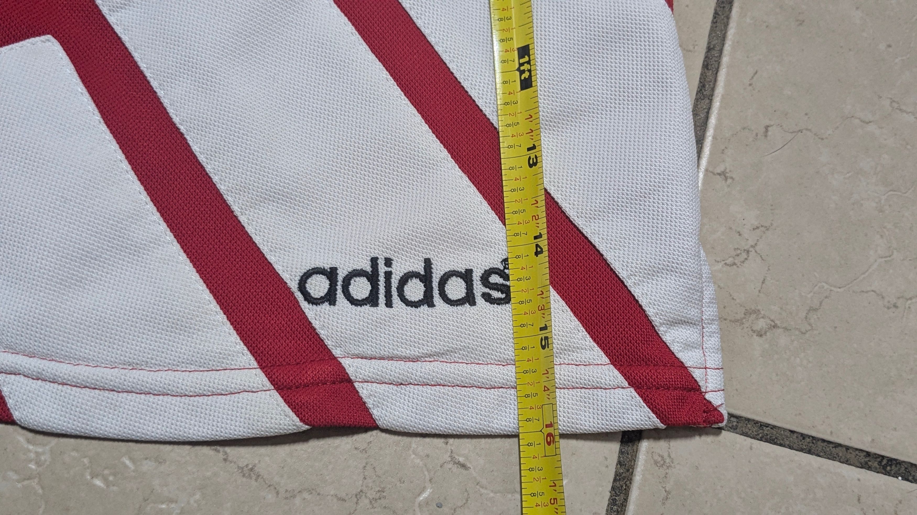 Adidas Vintage Adidas Soccer Shorts Red/White Large Size US 36 / EU 52 - 6 Thumbnail