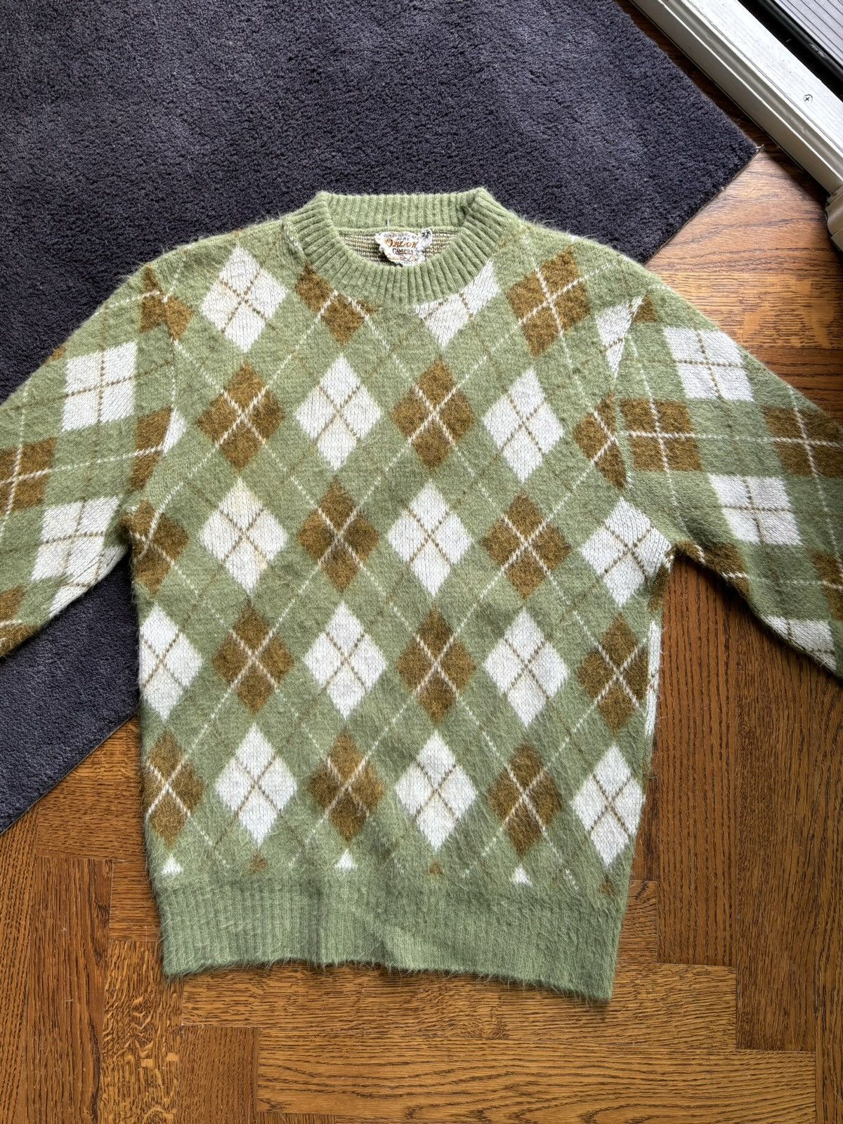 Japanese Brand × Vintage 1960s Argyle Sweater True Vintage Mohair Shag ACNE Crewneck Size US M / EU 48-50 / 2 - 9 Thumbnail