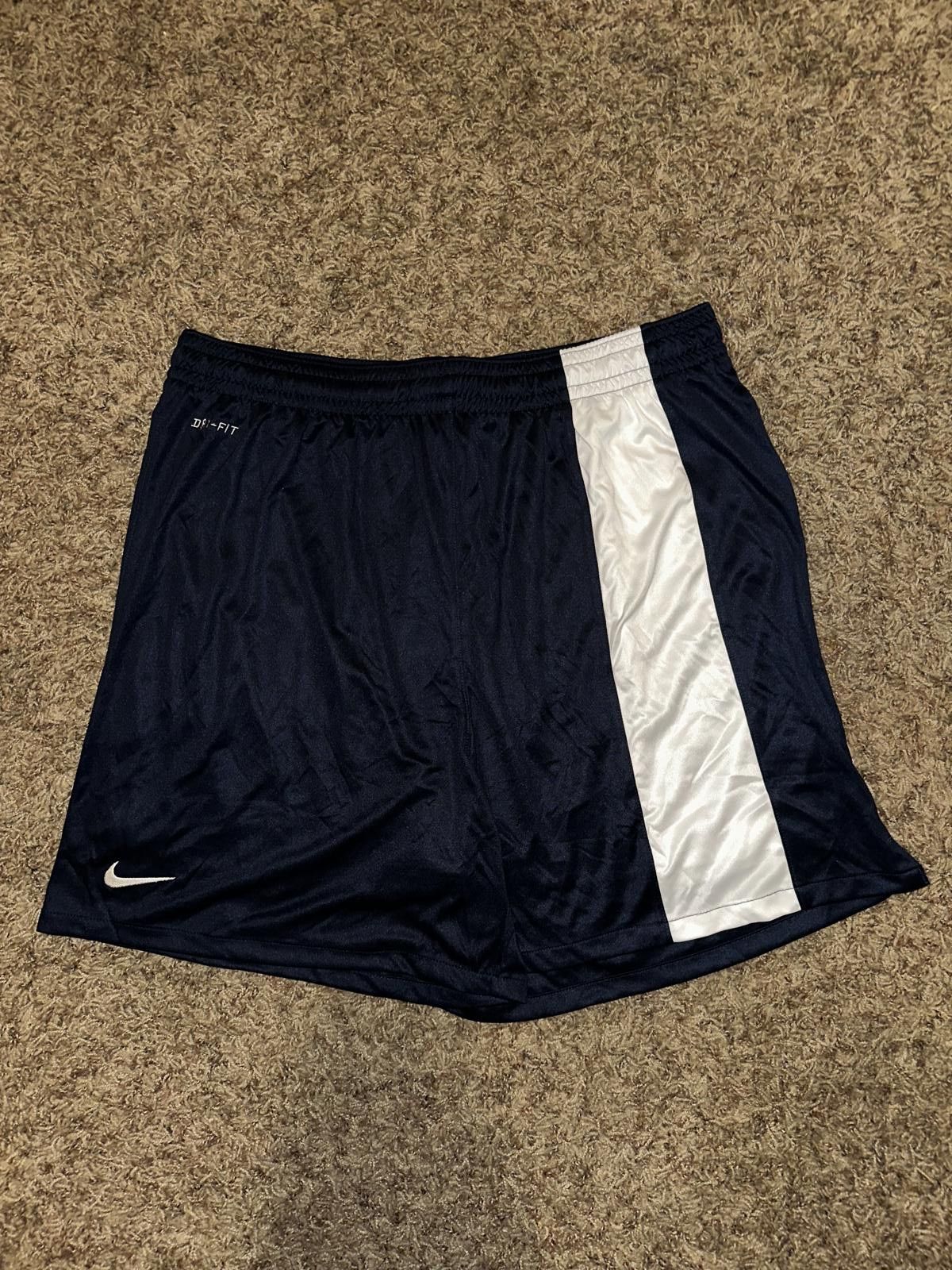 Nike Nike Men's Striker III Dri-Fit Short Size US 34 / EU 50 - 1 Thumbnail