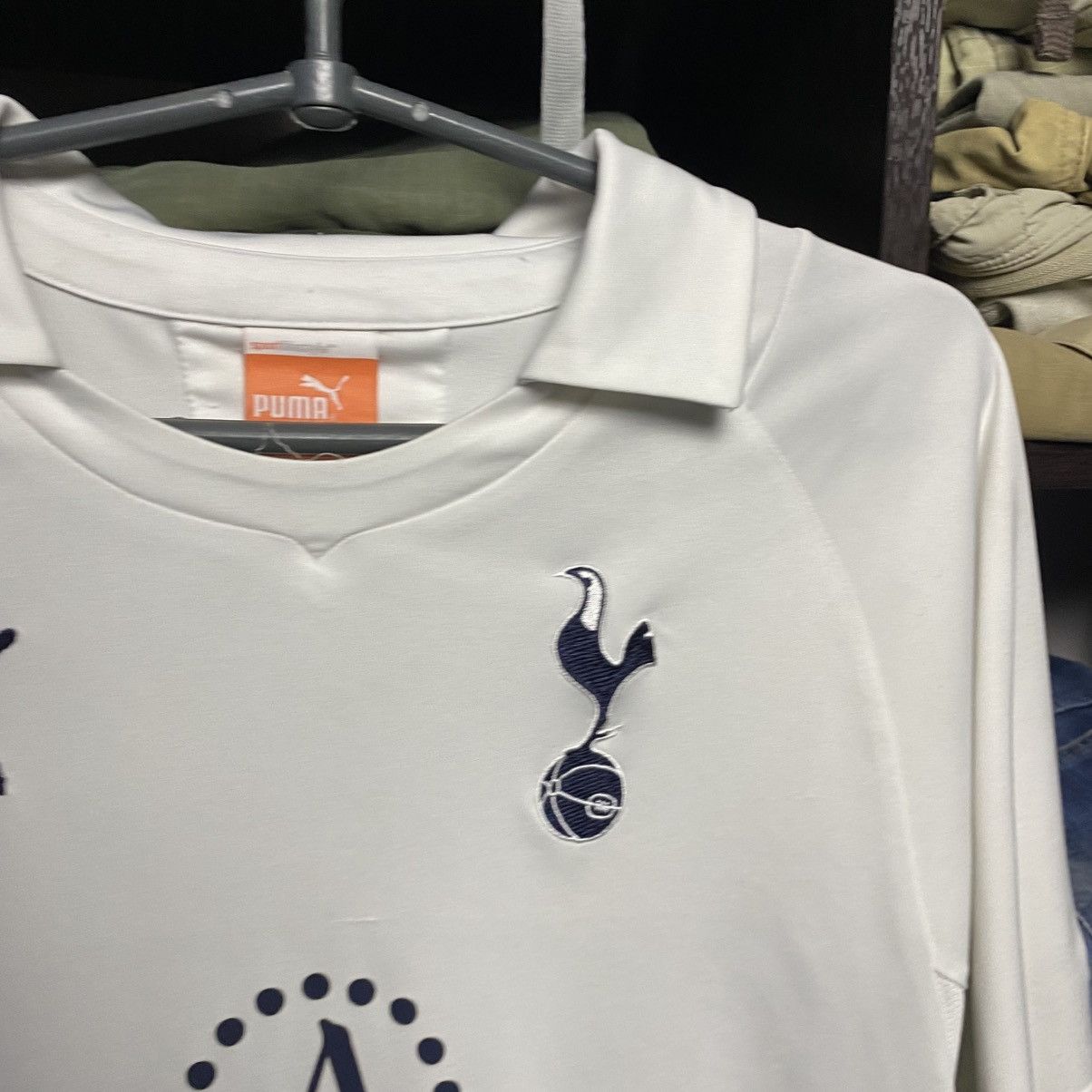 Puma Vintage Puma FC Tottenham Home 2000’s soccer jersey size M Size US M / EU 48-50 / 2 - 4 Thumbnail