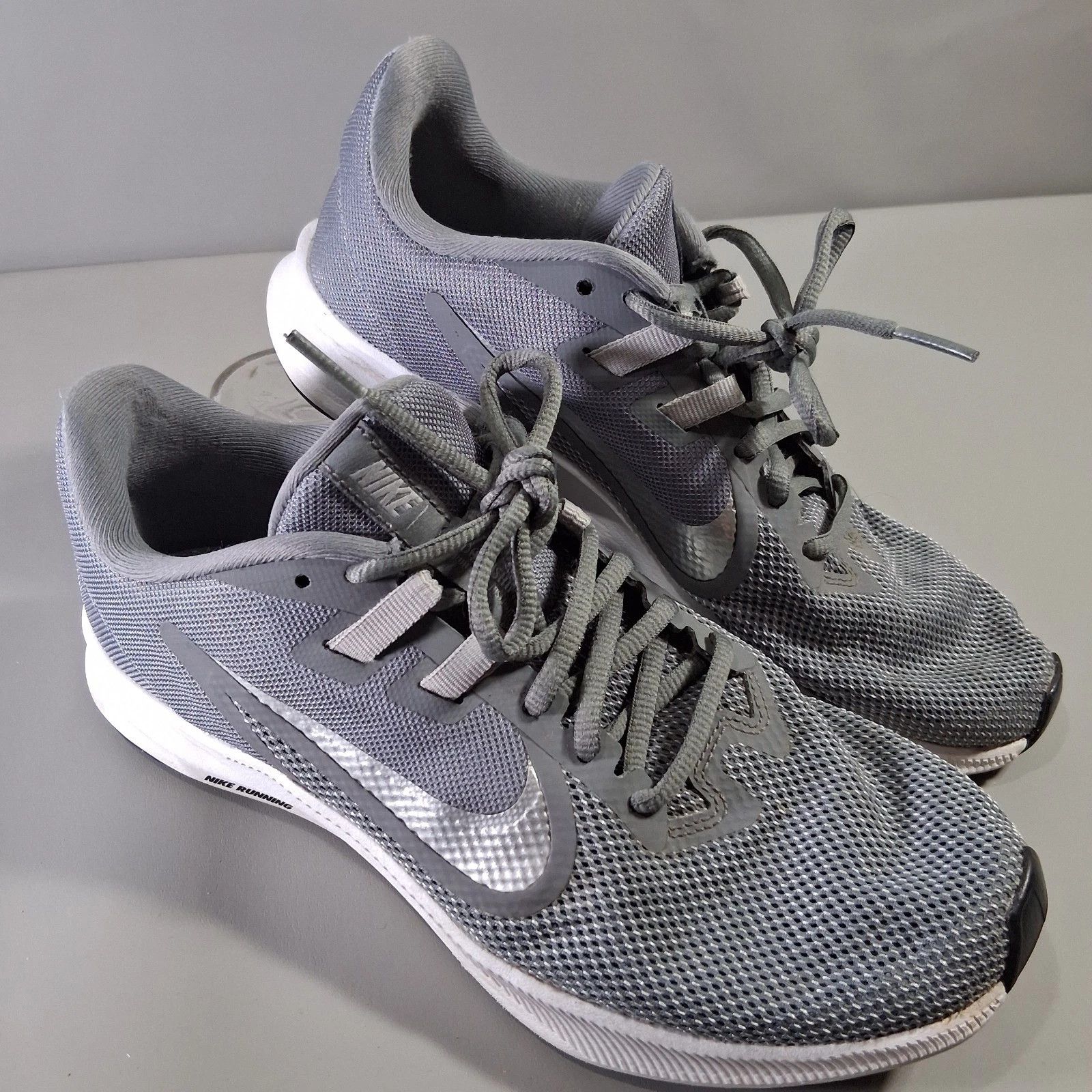 Nike Nike Downshifter 9 Cool Grey AR4947 001 Athleisure Size US 8 / IT 38 - 3 Thumbnail