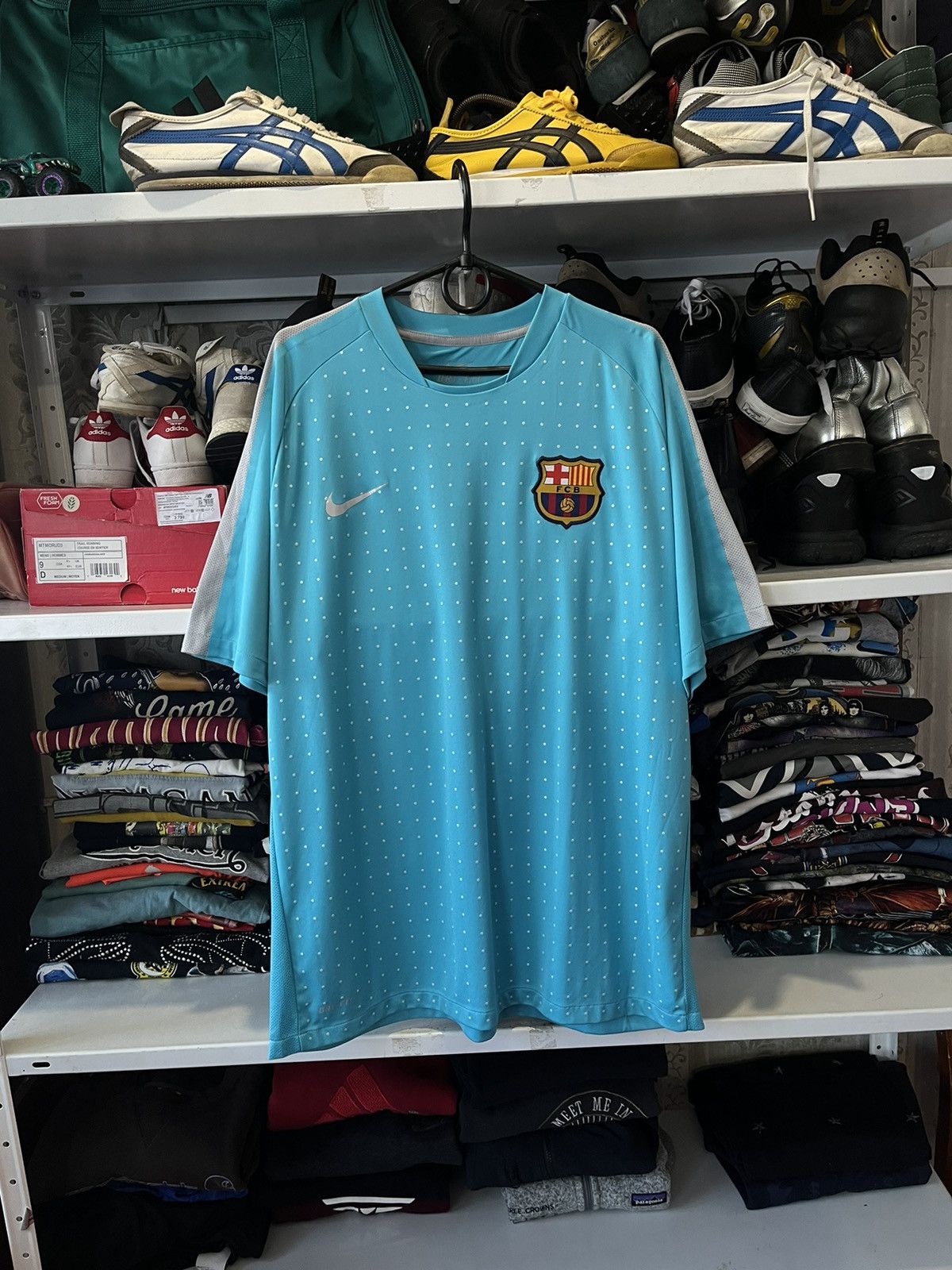 Nike Vintage Nike Barcelona Soccer Jersey Size US XL / EU 56 / 4 - 1 Thumbnail