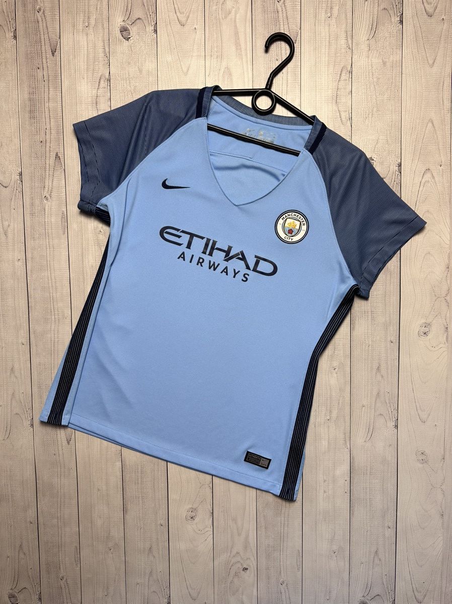 Vintage Vintage Nike Manchester City soccer jersey blue Women’s XL Size XL / US 12-14 / IT 48-50 - 1 Thumbnail