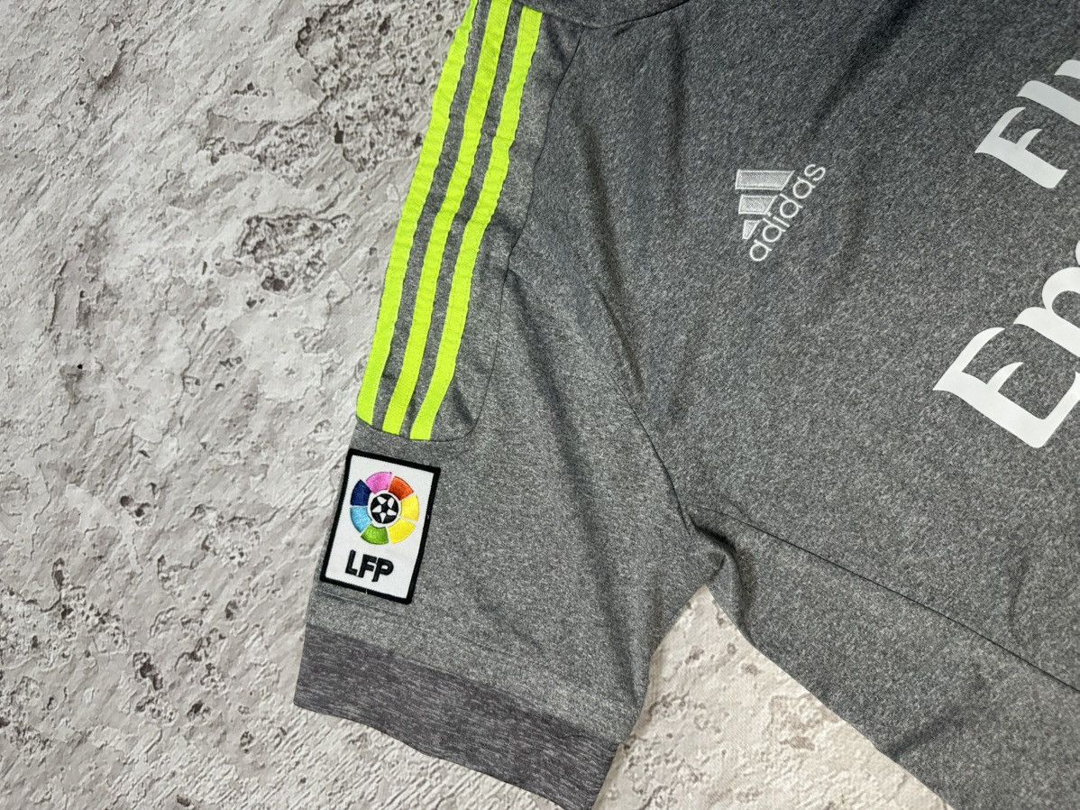 Adidas Bale adidas jersey L Size US L / EU 52-54 / 3 - 4 Thumbnail