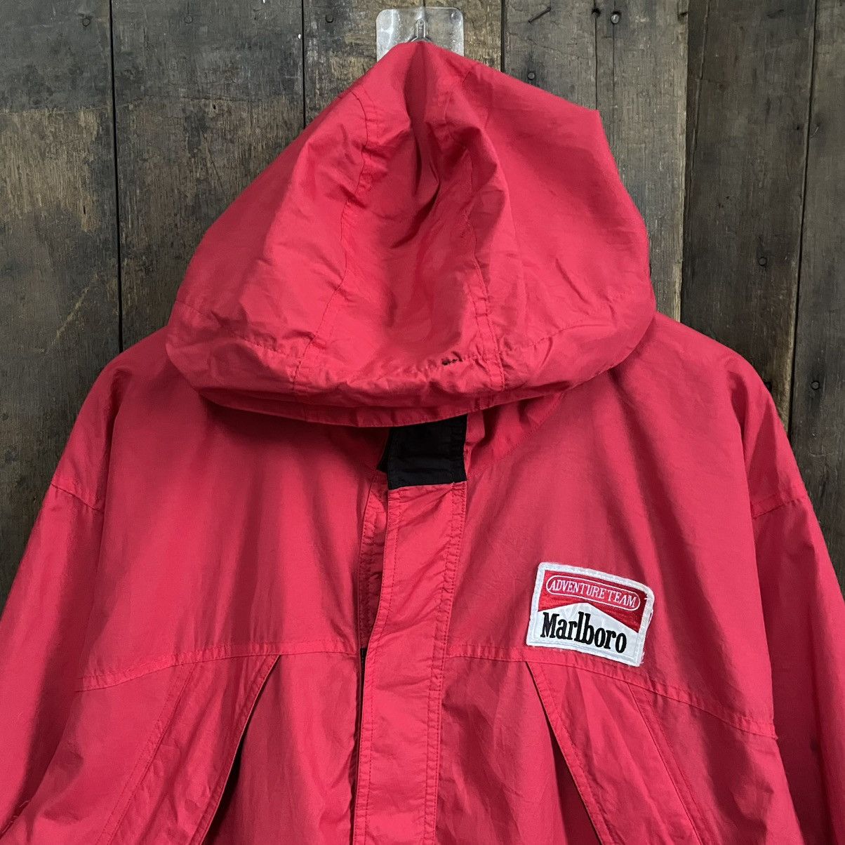 Marlboro × Sports Specialties × Vintage Vintage Marlboro Light Jacket Size US L / EU 52-54 / 3 - 3 Thumbnail