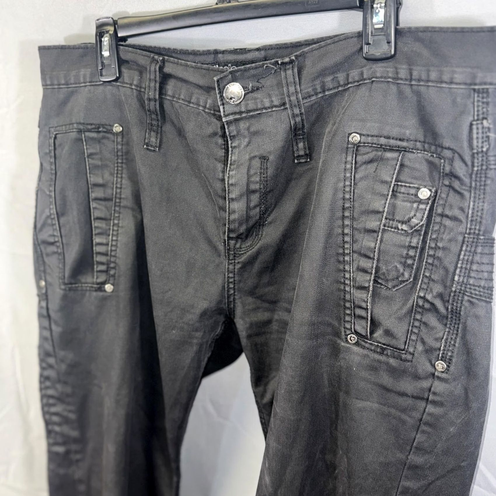 Southpole Southpole Pants Mens 36x34 Black Cargo Multi Pocket Zip Back Streetwear Urban Size US 36 / EU 52 - 5 Thumbnail