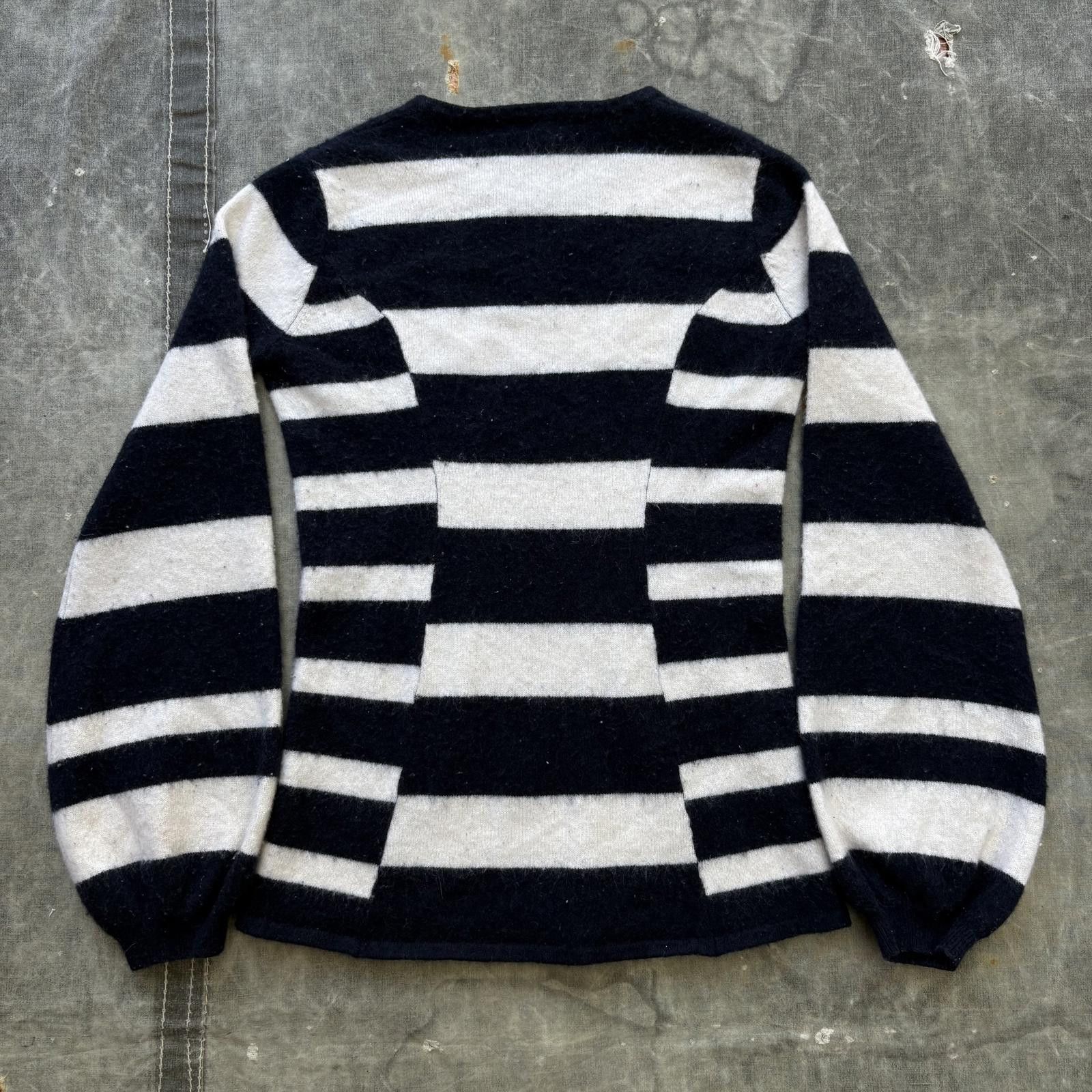 Neiman Marcus Neiman Marcus 100% Cashmere Striped Balloon Sleeve Sweater Size XS / US 0-2 / IT 36-38 - 5 Thumbnail