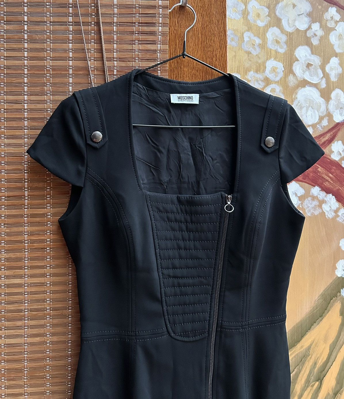 Moschino × Vintage Vintage Moschino Cheap and Chic Side Zip Short Sleeve Dress Size S / US 4 / IT 40 - 3 Thumbnail
