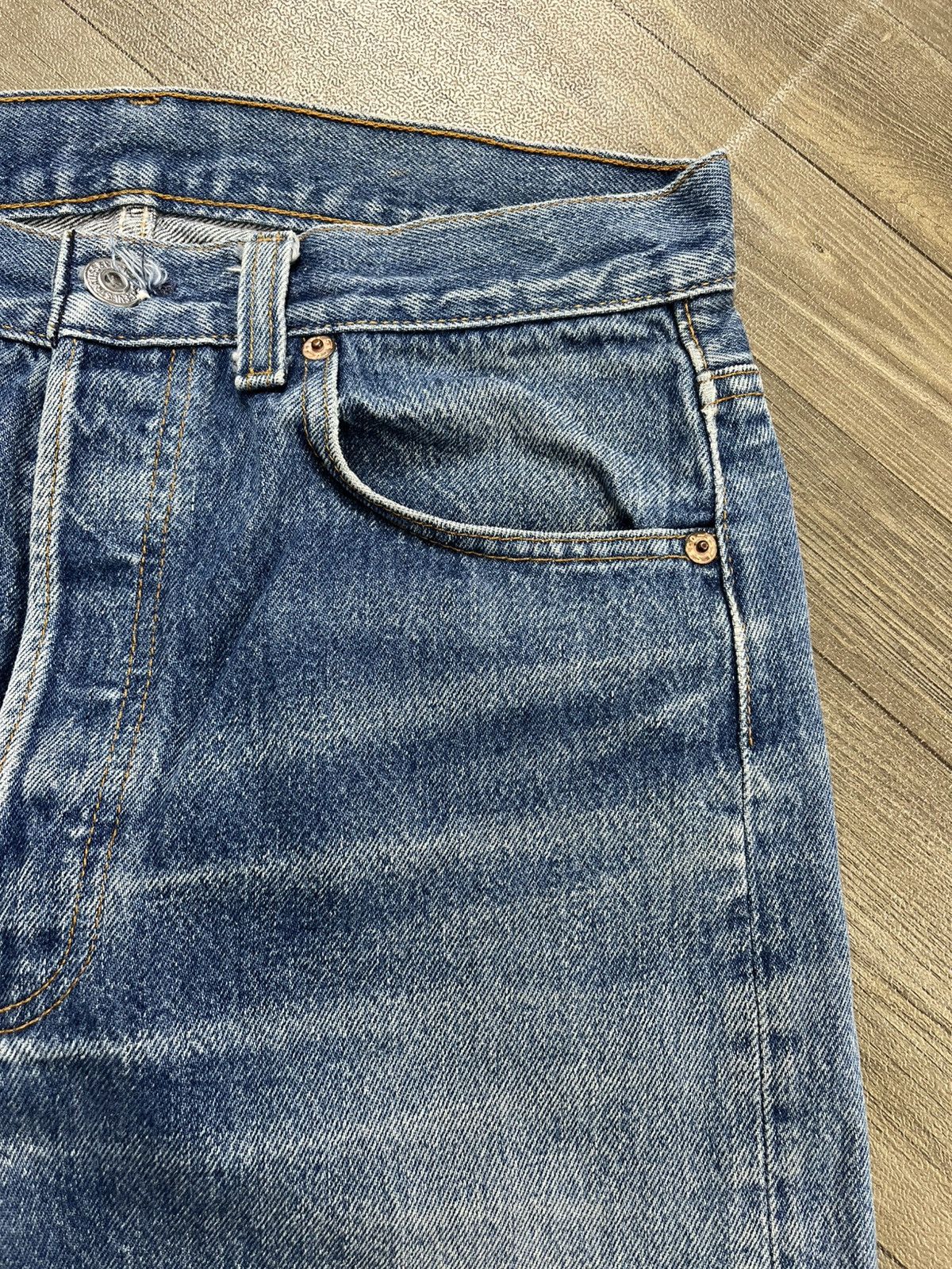 Levi's Vintage Clothing 🇺🇸1990s Vintage Levis 501 31x33 Straight Leg Blue Jeans Size US 29 - 7 Thumbnail