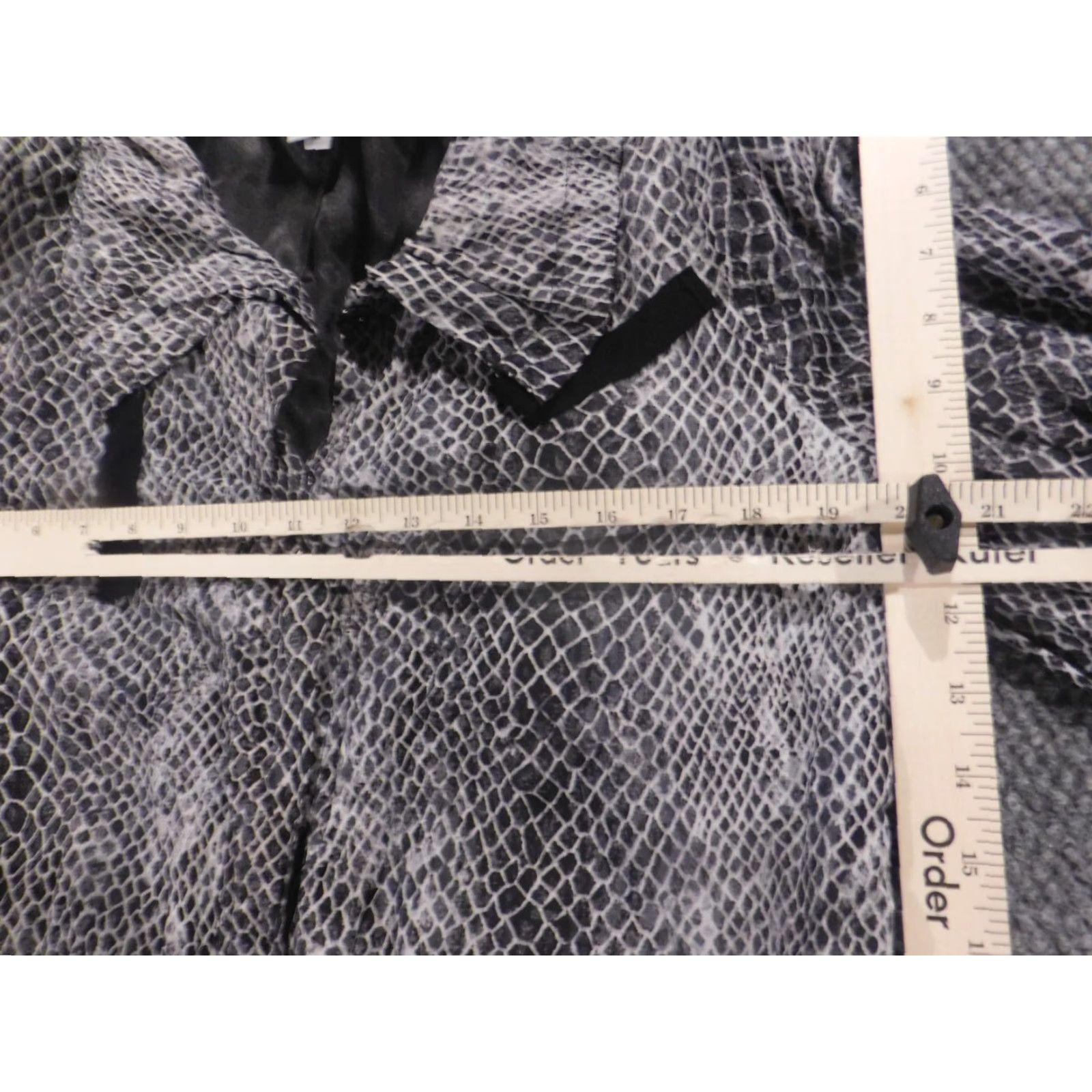 Vintage Chicos Jacket Gray Women Zip Animal Print Loose Snakeskin 2 Medium Open Casual Fur Trim Vintage No Size XS / US 0-2 / IT 36-38 - 4 Thumbnail