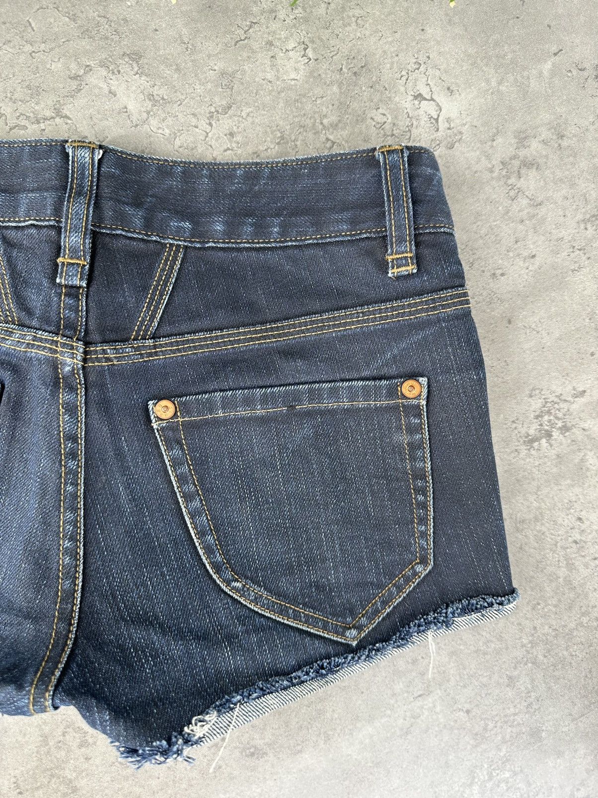 CLOSED Closed Marithe Francois Gibraud Denim Shorts Size 26" / US 2 / IT 38 - 10 Thumbnail