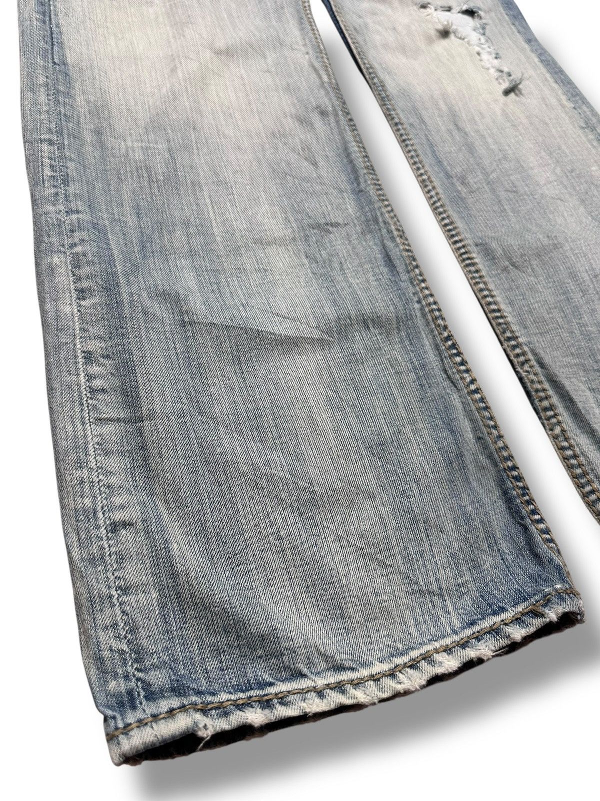 Guess Guess Vintage Distressed Ripped Straight Leg Jean With Faded Size US 36 / EU 52 - 16 Thumbnail
