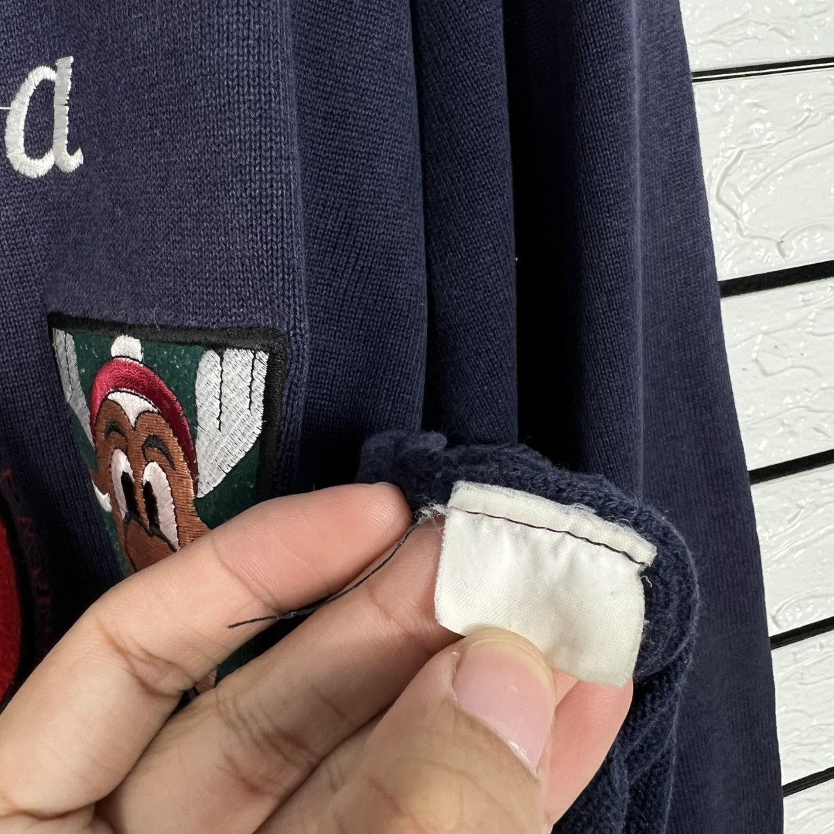 Vintage CAP SANTA Embroidery Big Logo Sweatshirt #3973-C181