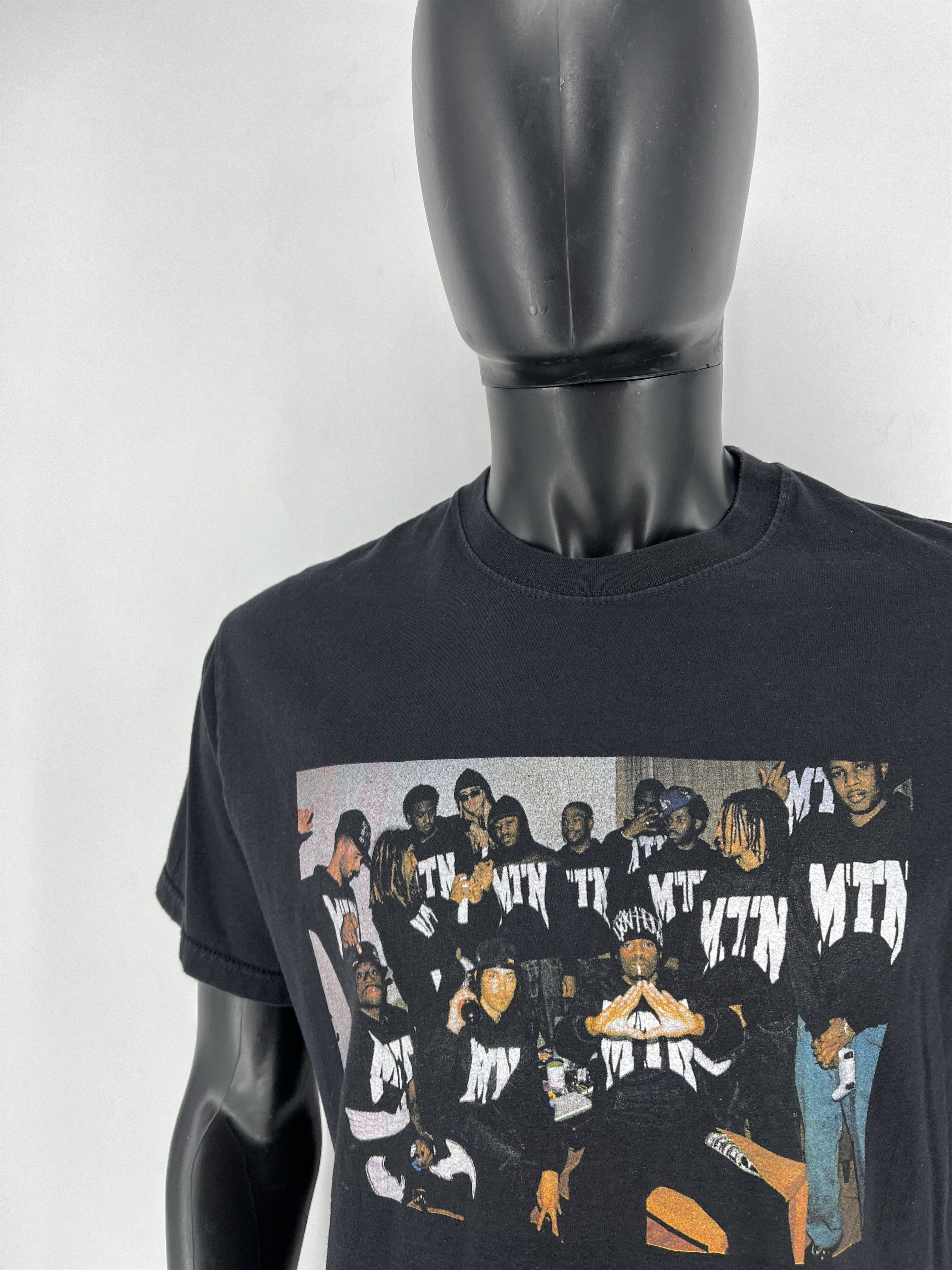 Band Tees × Rap Tees × Vintage Vintage Y2K Art Tshirt Rap Tee Band tee Streetwear Style Size US M / EU 48-50 / 2 - 9 Thumbnail