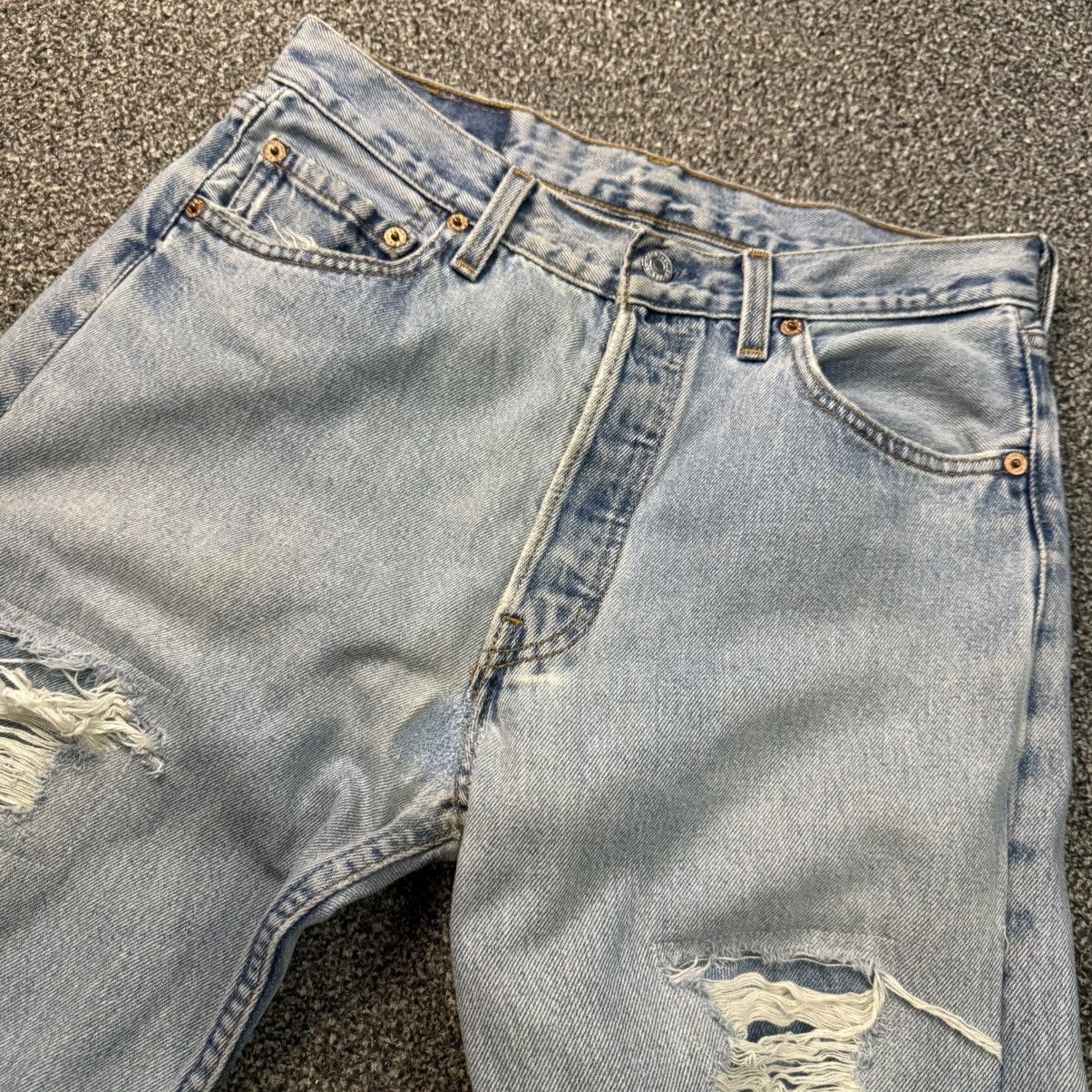 Levi's Vintage Clothing 🔥🇺🇸 Vintage 90s Levis 501 Super Distressed Faded Denim Size US 30 / EU 46 - 11 Thumbnail