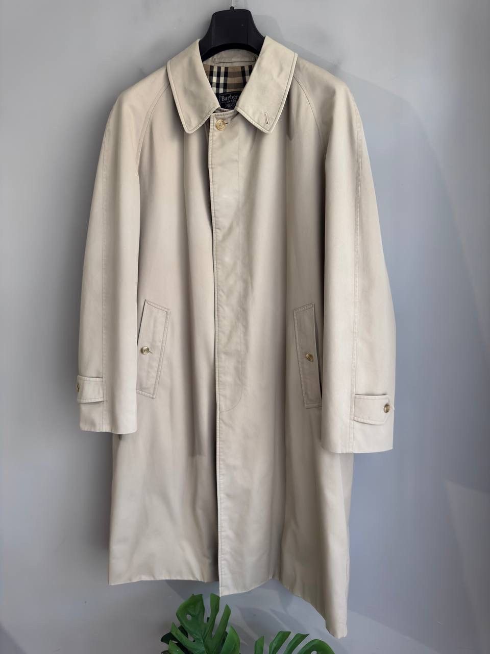 Burberry Burberrys Men's Nova Check Trench Coat, Made in England L Size US L / EU 52-54 / 3 - 2 Thumbnail