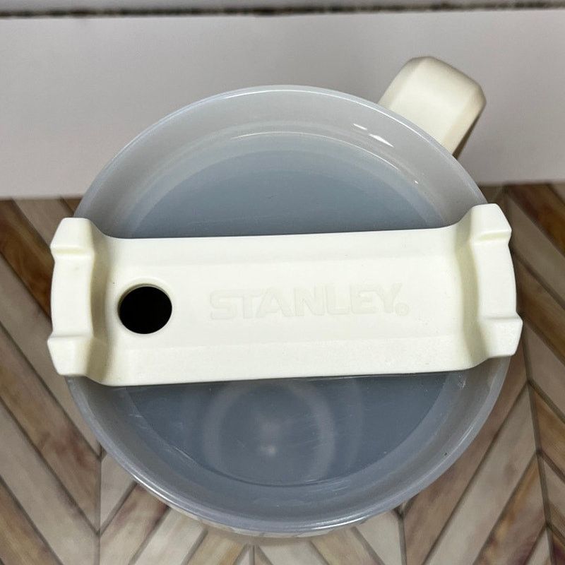 Other Stanley The Quencher H2.0 Travel Tumbler Cream 40 OZ Size ONE SIZE - 5 Thumbnail