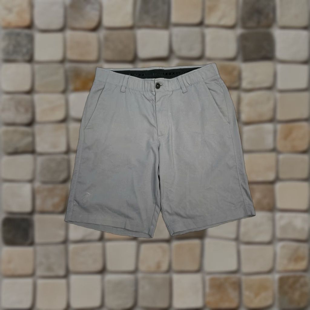 Under Armour Under Armour Heatgear Chino Shorts Mens 32 Gray Mid Rise Performance Athleisure Size US 32 / EU 48 - 1 Thumbnail