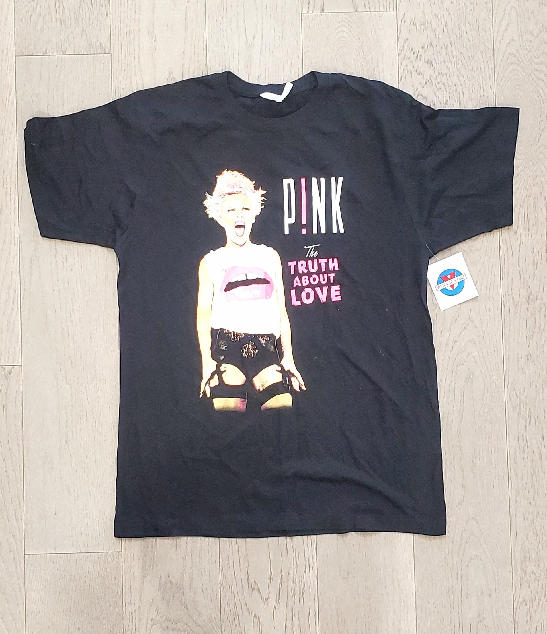 Other P!NK The Truth About Love Tour T-Shirt 2013 Size US L / EU 52-54 / 3 - 1 Thumbnail