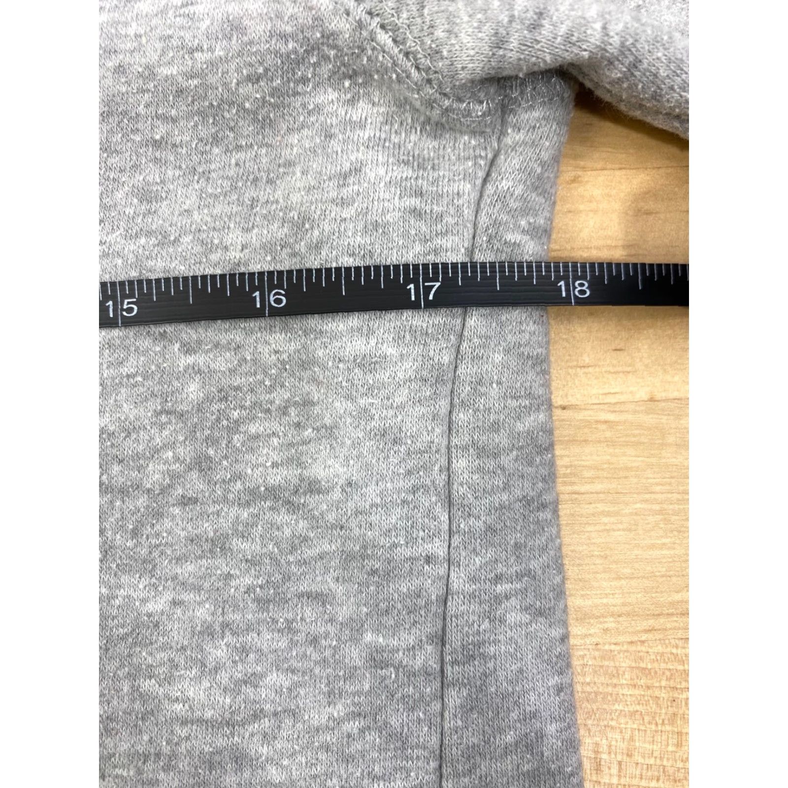 Obey OBEY Sweater Womens S Pullover Crew Neck Long Sleeve Gray Distress Logo Unicorn Lipstick Skateboard Pattern Solid Vintage? No. Size S / US 4 / IT 40 - 5 Thumbnail