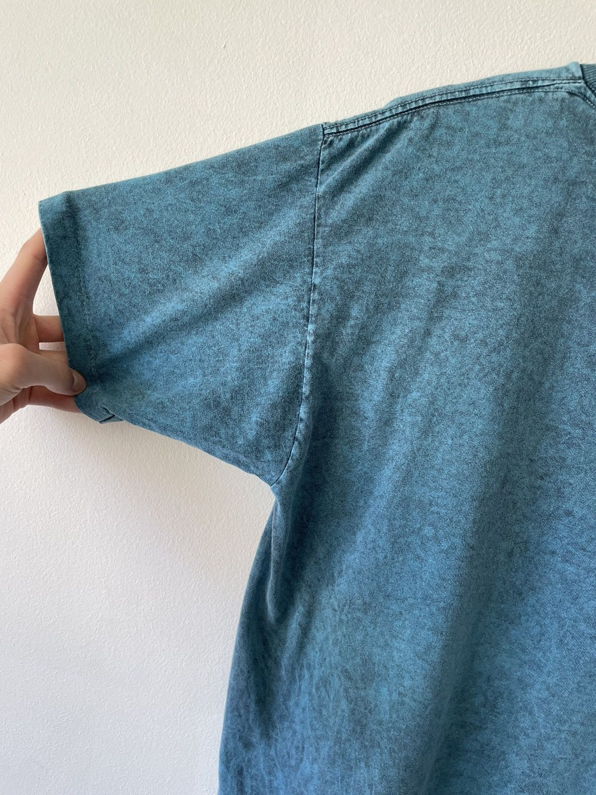 Vintage Vintage 90s Teal Native Tribe Graphic tee Size US L / EU 52-54 / 3 - 11 Thumbnail