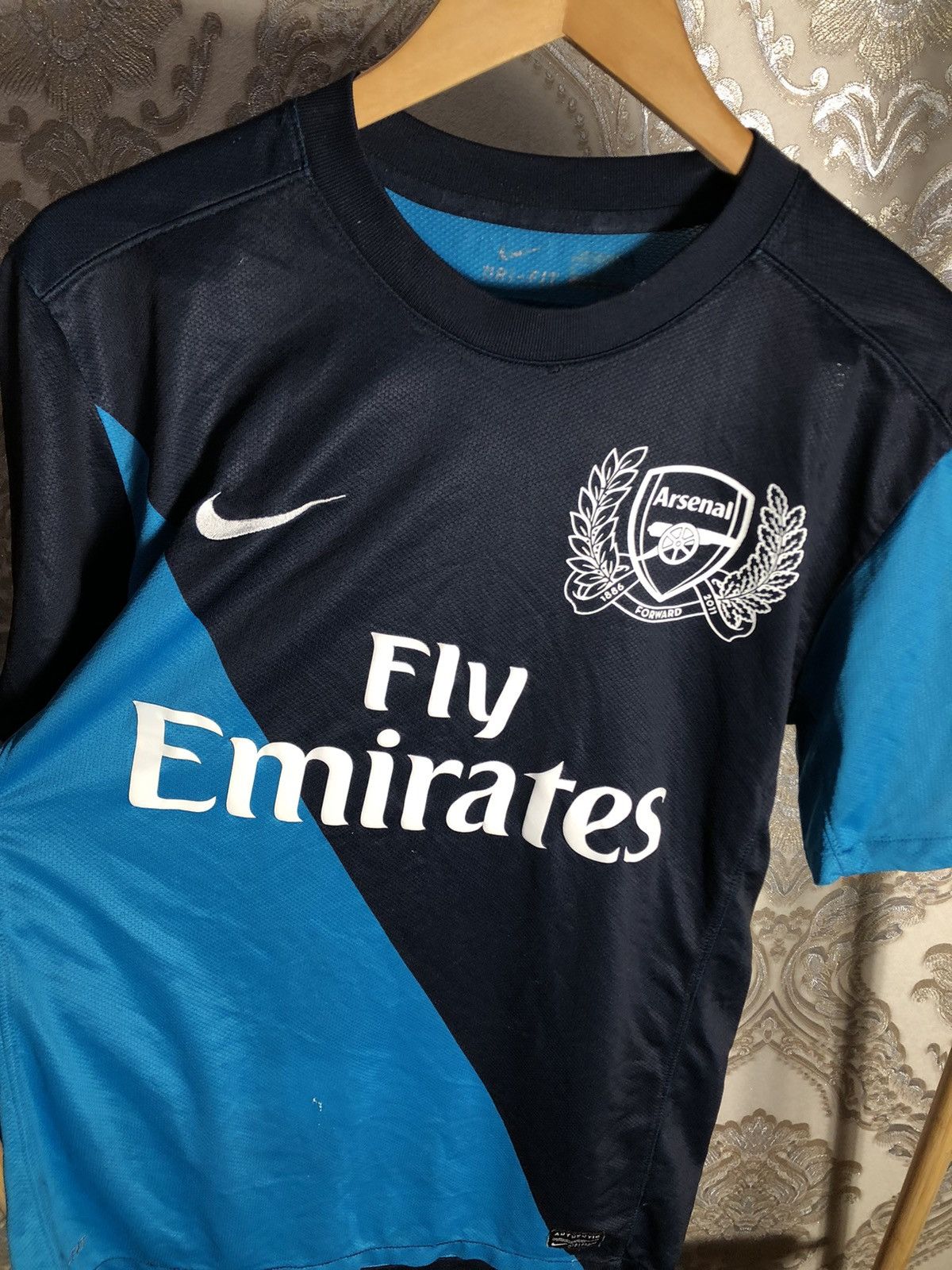 Nike VERY RARE NIKE FC ARSENAL LONDON ENGLAND SOCCER JERSEY 90s Size US M / EU 48-50 / 2 - 4 Thumbnail