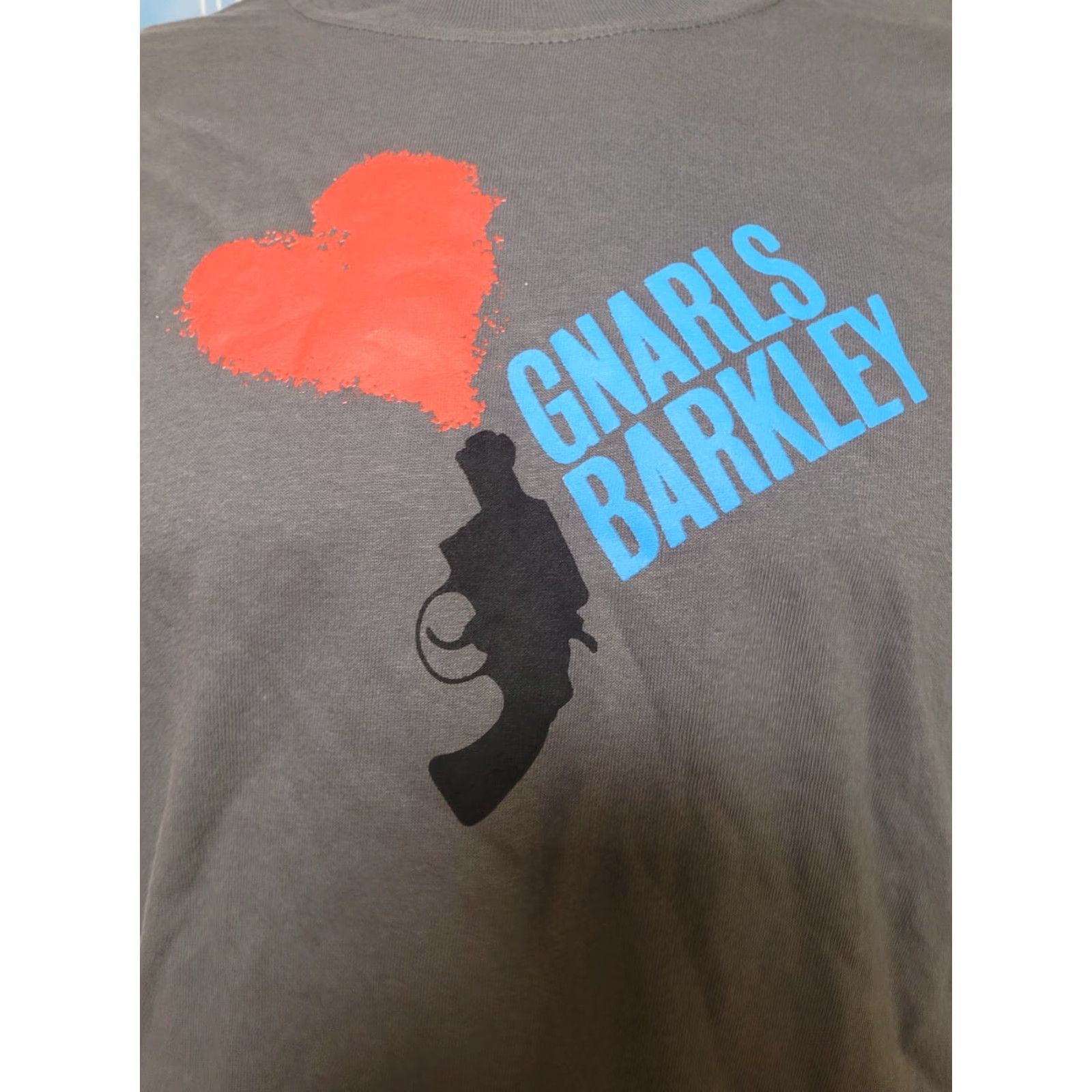 Anvil GNARLS BARKLEY Heart Love Gun Logo T Shirt L Medium NEW Gray Anvil Crew Neck Short Sleeve Graphic Tee Men/Men's Boys? Size US M / EU 48-50 / 2 - 2 Thumbnail