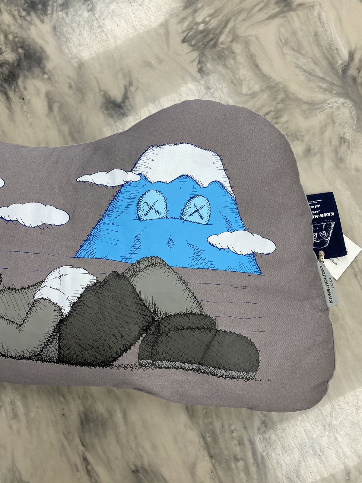Kaws Kaws holiday Japan Mt. Fuji cushion grey authentic pillow Size ONE SIZE - 8 Thumbnail