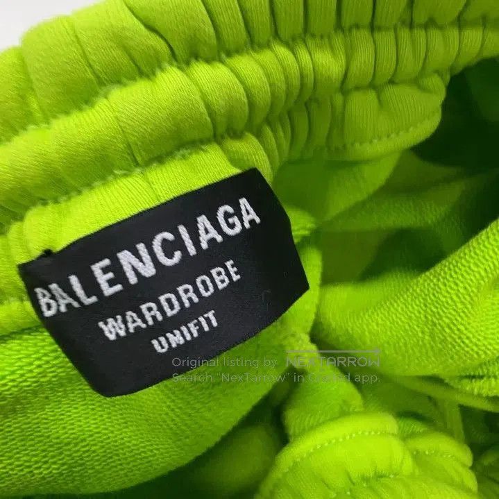 Balenciaga Balenciaga SS23 Solid Logo Pattern Loose Shorts. Size US 26 / EU 42 - 3 Thumbnail