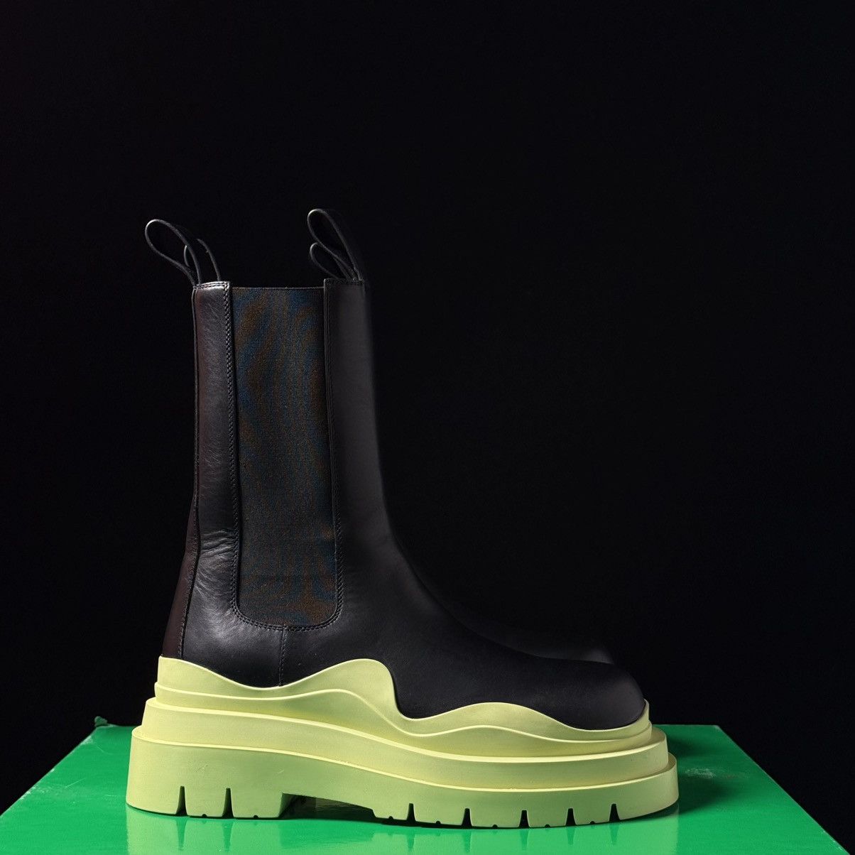 Bottega Veneta BOTTEGA VENETA Black Tire Chelsea Boots Size US 7 / EU 40 - 4 Thumbnail