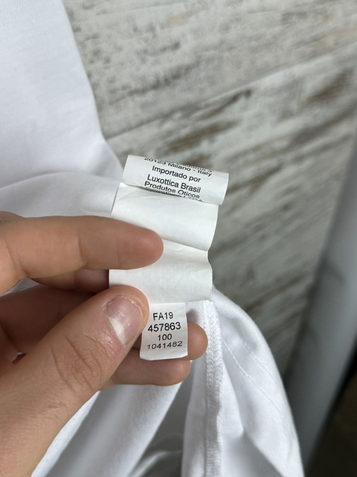 Oakley Mens Vintage Oakley T-shirt centre logo white tee Japanese Size US XL / EU 56 / 4 - 12 Thumbnail