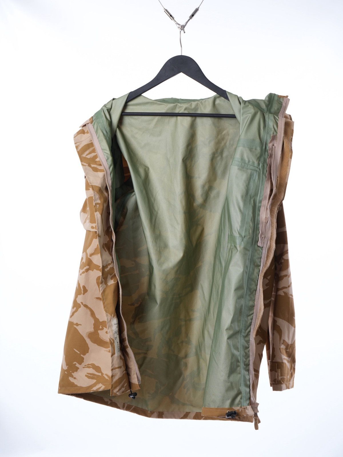 Other British Army Desert Camouflage Goretex Waterproof Jacket Size US XXL / EU 58 / 5 - 6 Thumbnail