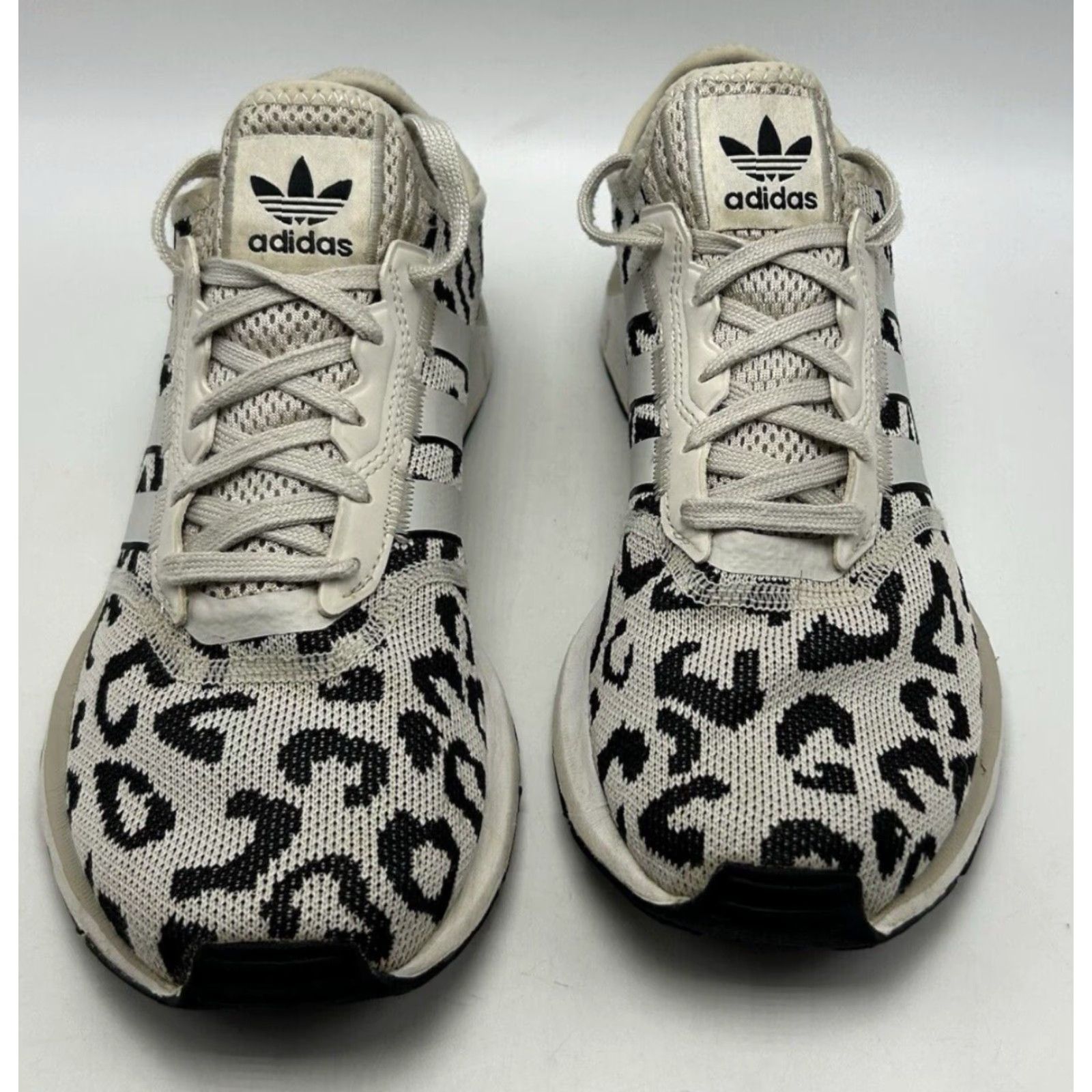 Adidas Adidas Sneakers Woman 8.5 Swift Run HO1906 Leopard Animal Print Beige Black Read Size US 9 / IT 39 - 4 Thumbnail