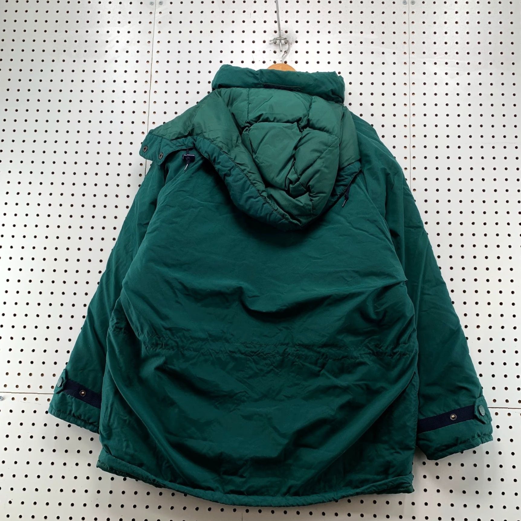Eddie Bauer VINTAGE Eddie Bauer Down Parka Jacket Mens L Green Outdoor Hooded Heavyweight Size US L / EU 52-54 / 3 - 2 Thumbnail