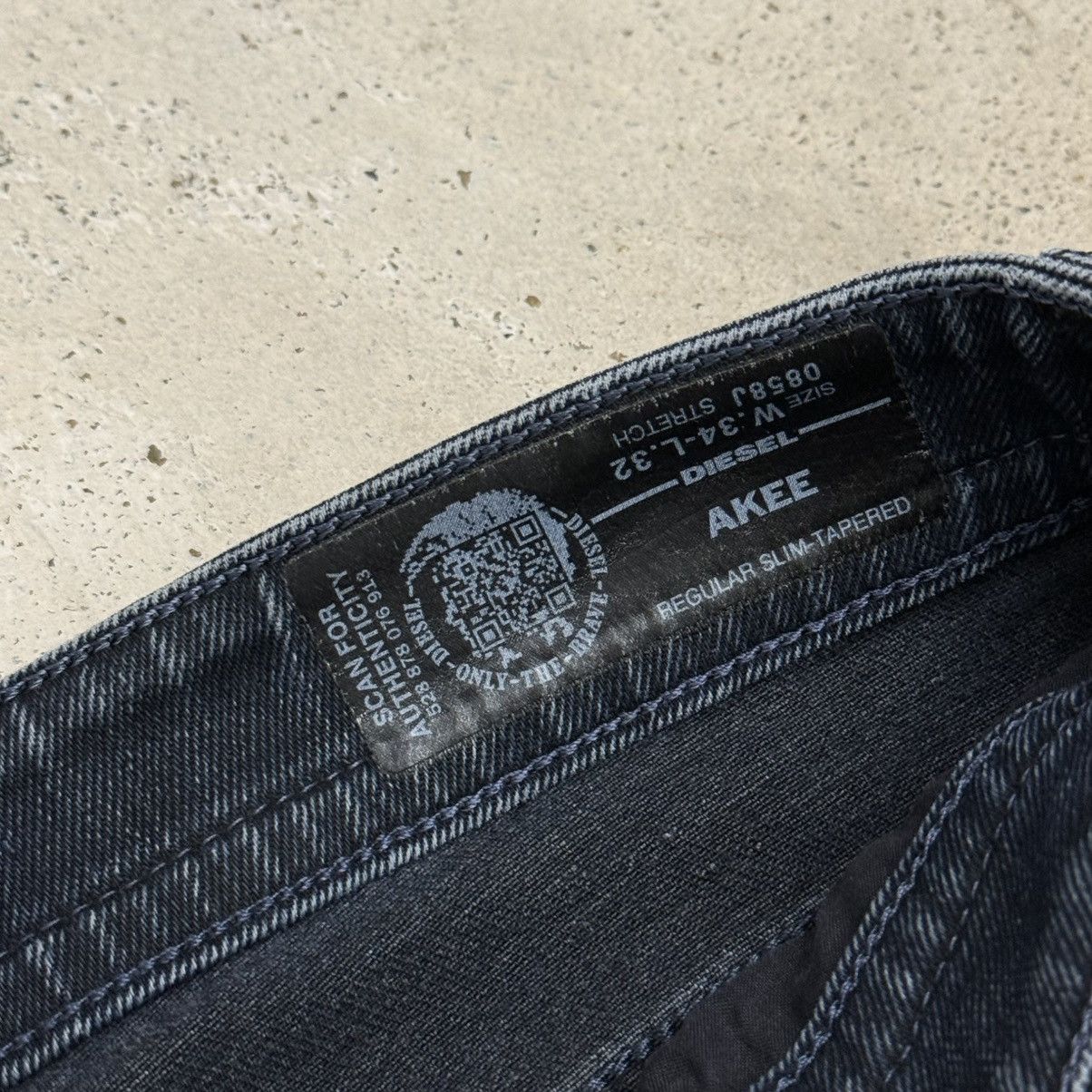 Diesel Diesel Akee Whisker Buttonfly Distressed Royal Indigo Denim Size US 34 / EU 50 - 13 Thumbnail