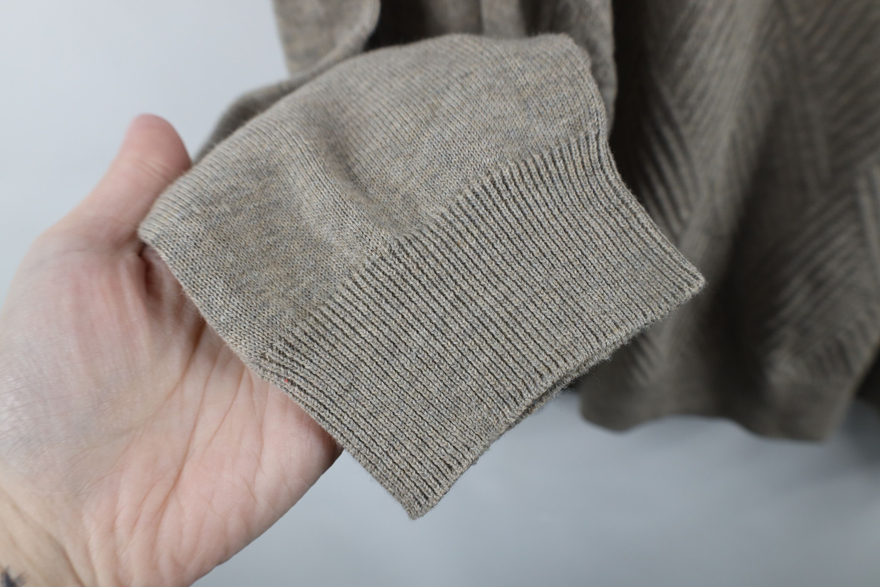 Vintage Vintage 90s Streetwear Diamond Knit Collared Polo Beige Size US XXL / EU 58 / 5 - 7 Thumbnail
