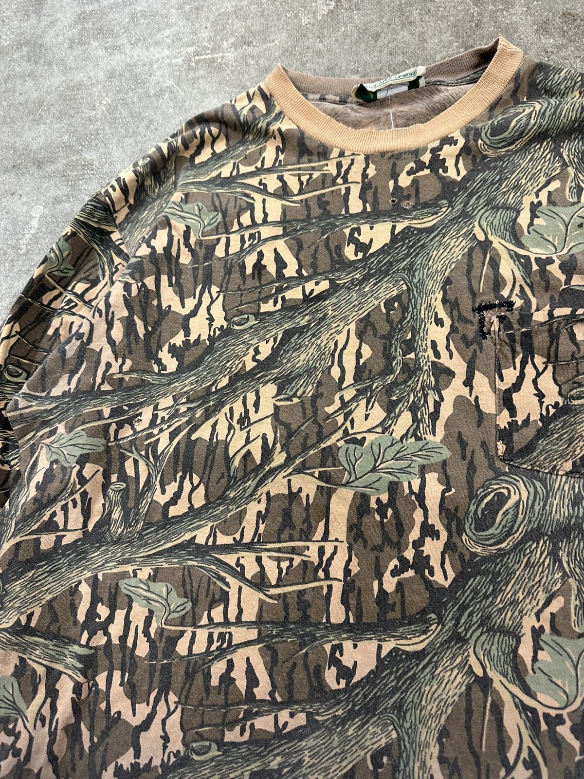 Mossy Oaks Vintage 90s Mossy Oak Original Camo LS Pocket T-Shirt Size US XL / EU 56 / 4 - 4 Thumbnail