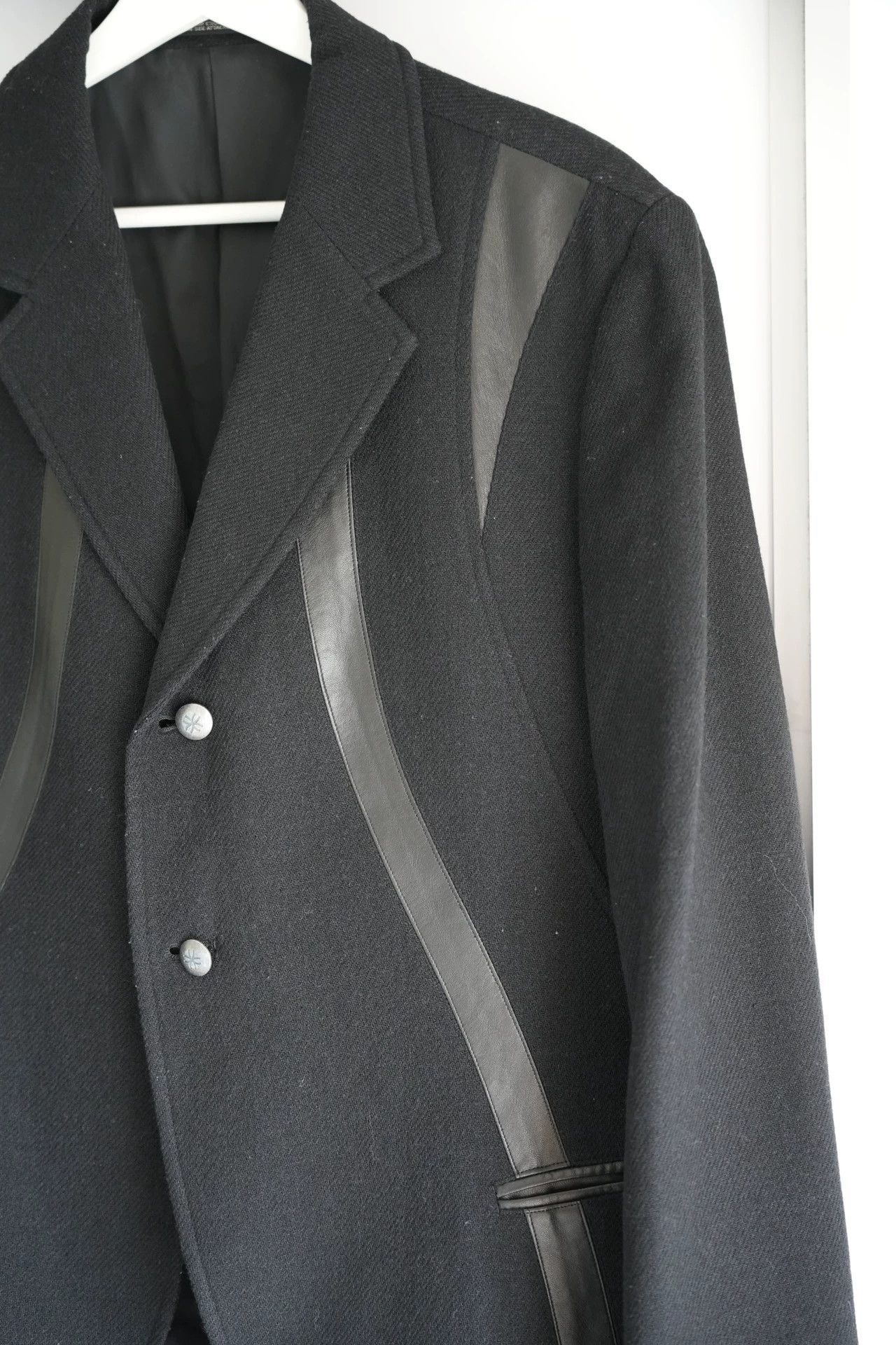 Yohji Yamamoto Yohji Yamamoto 05AW Arc Panel Silver Button Blazer Size US M / EU 48-50 / 2 - 4 Thumbnail