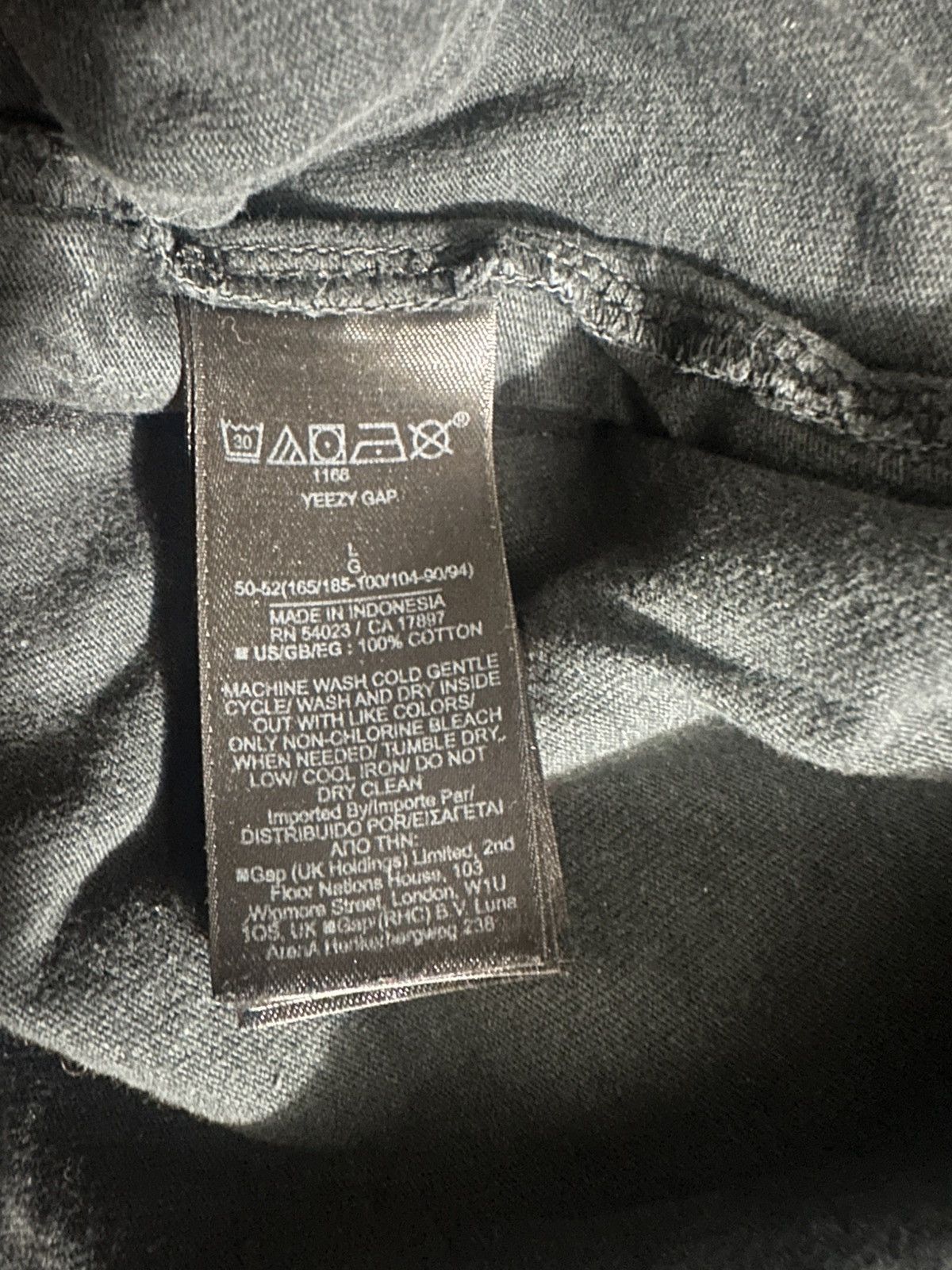 Balenciaga × Gap × Kanye West Yeezy Gap Balenciaga Sweatpants Fitted Black Size Medium Size US 32 / EU 48 - 4 Thumbnail