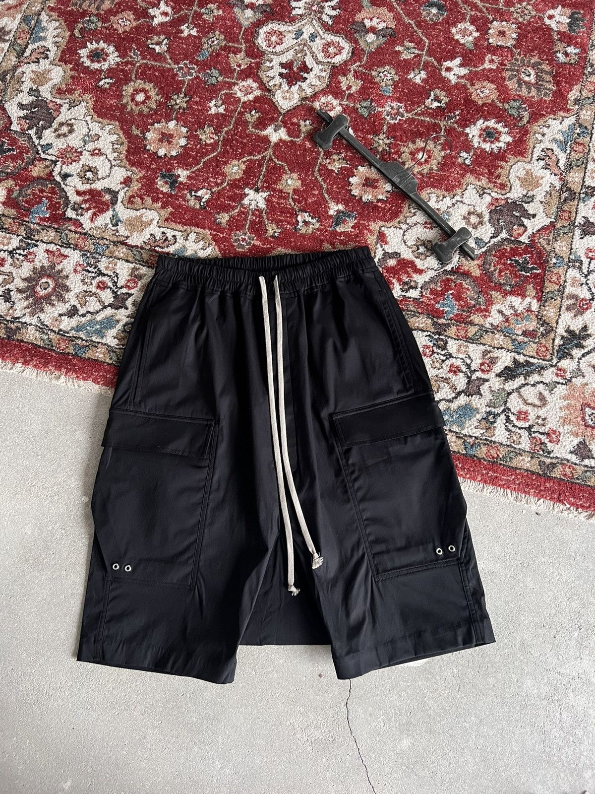 Rick Owens rick owens 18SS pod shorts | Grailed